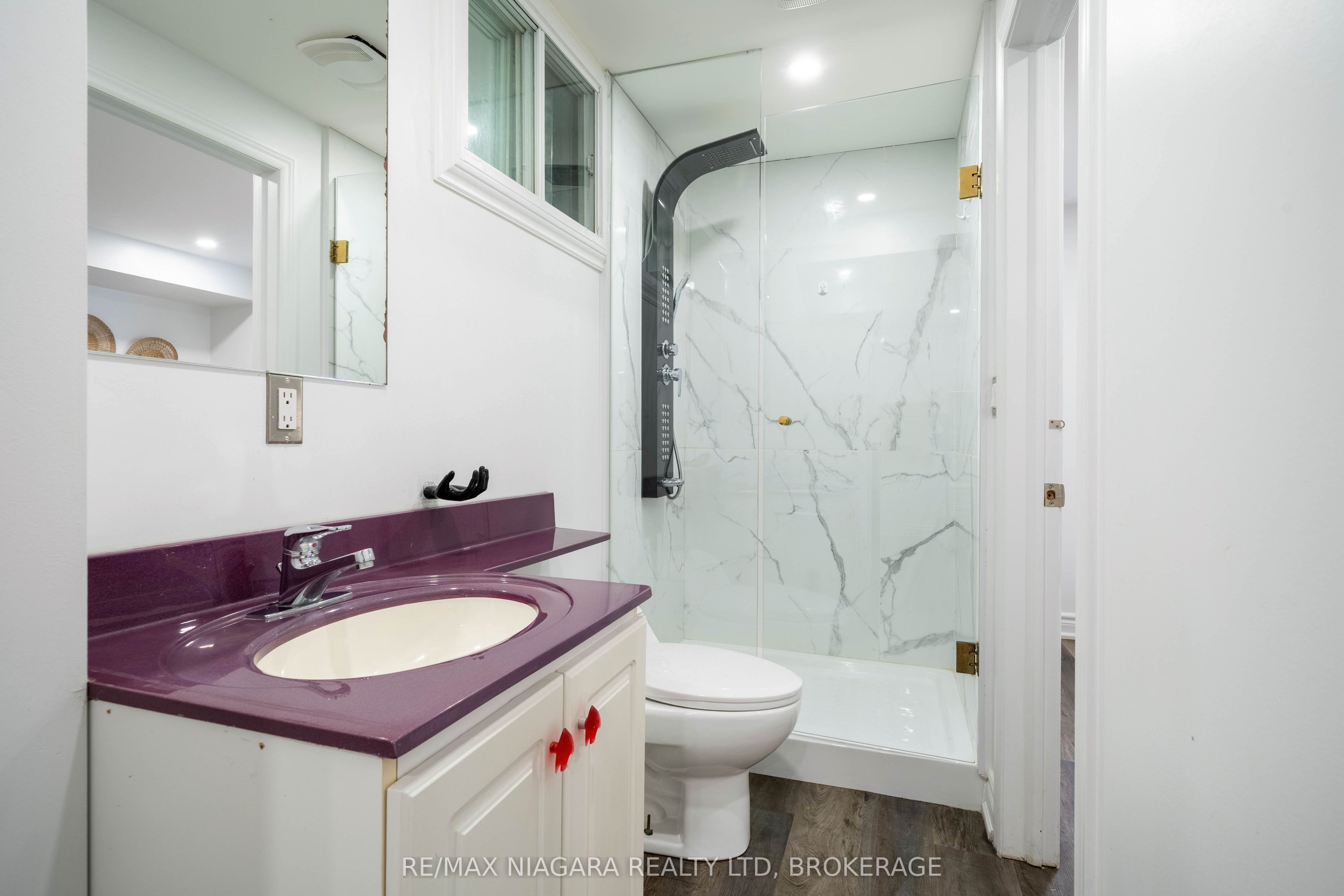 2 Aitken Circle Property Photo 42