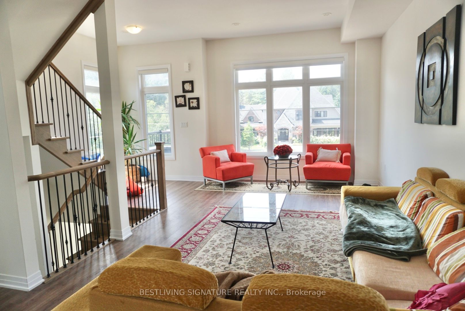 180 De La Roche Drive Property Photo 1