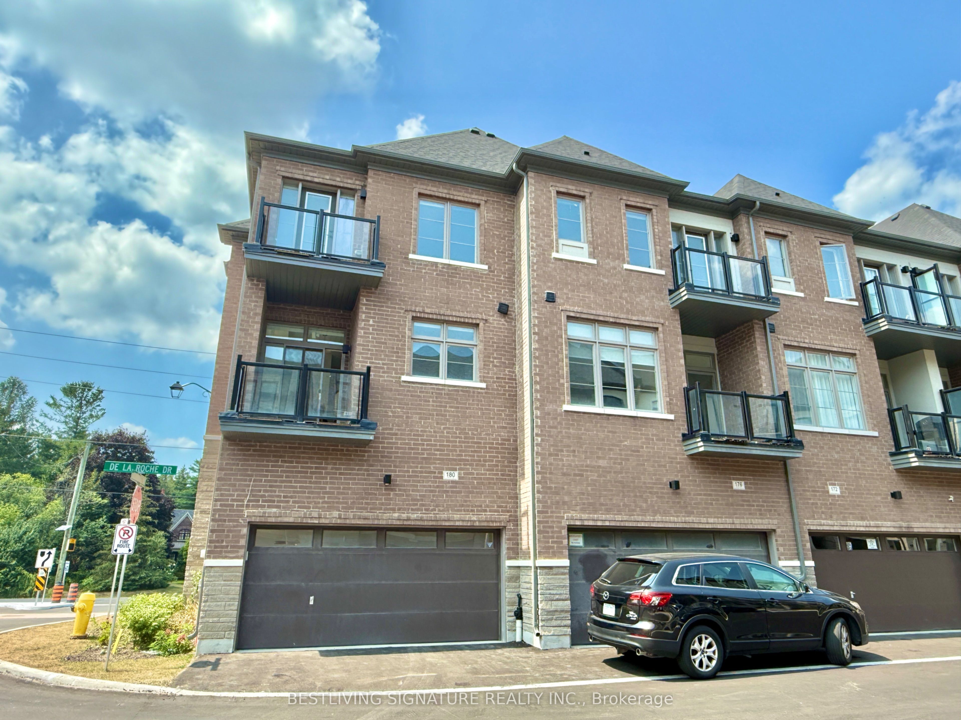 180 De La Roche Drive Property Photo 3