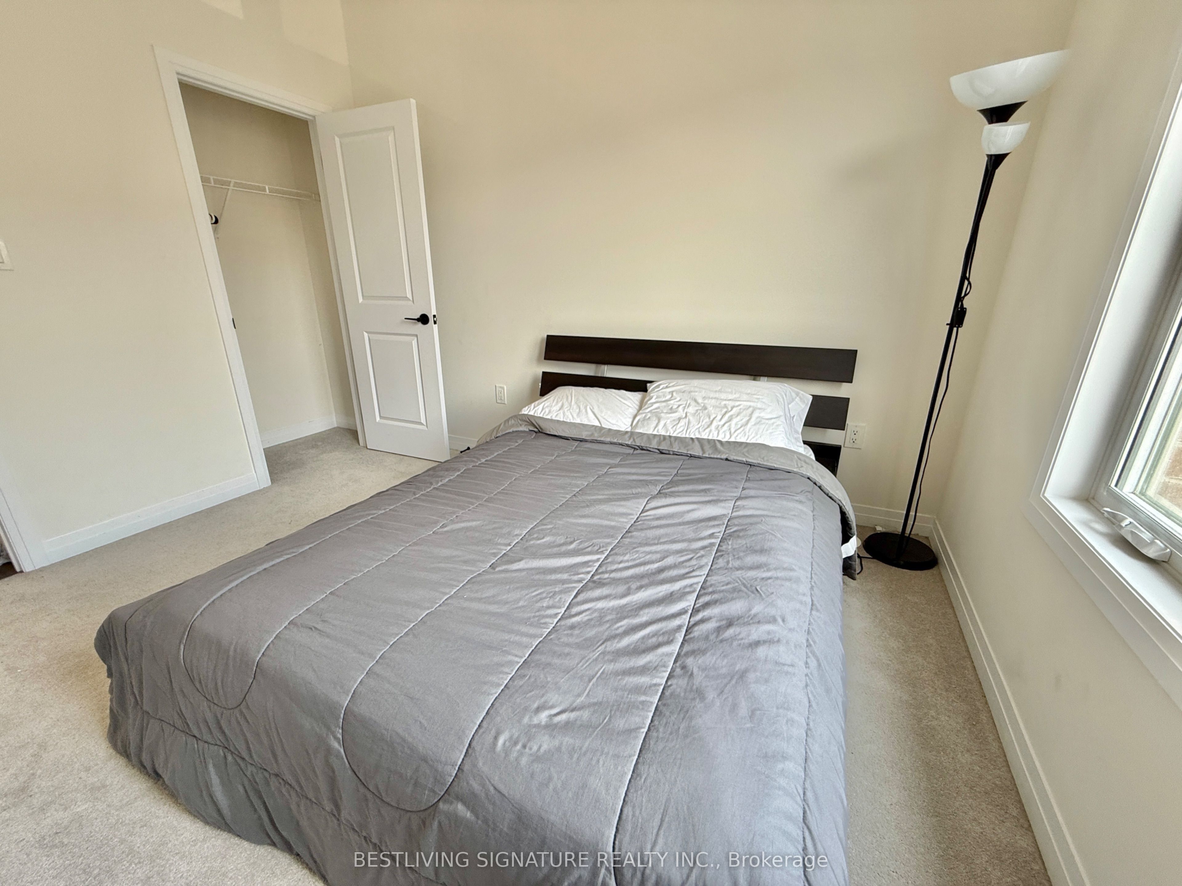 180 De La Roche Drive Property Photo 12