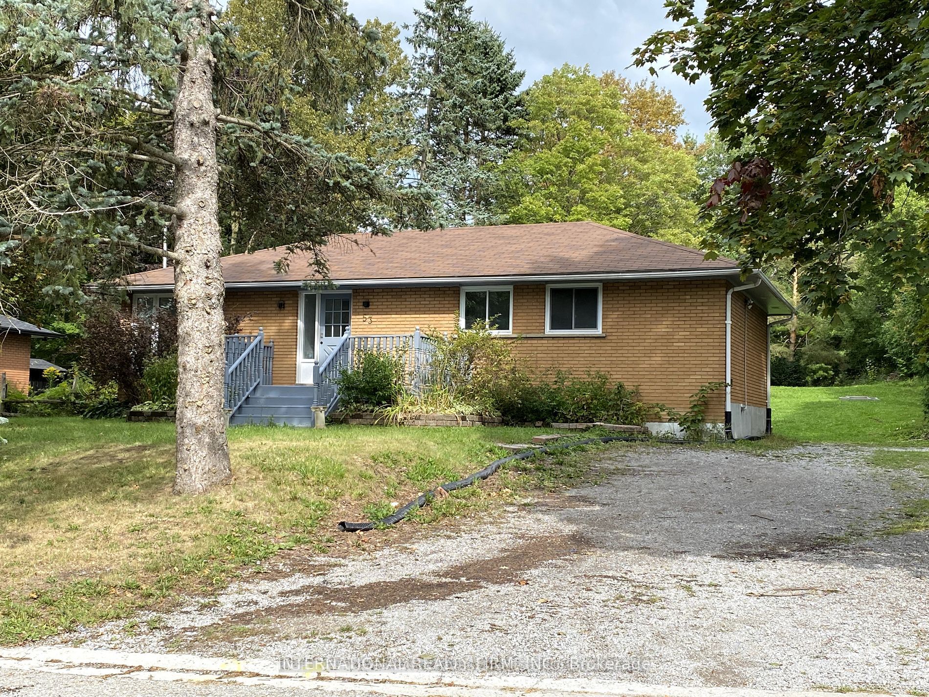 53 Belfry Drive Main Property Photo 1
