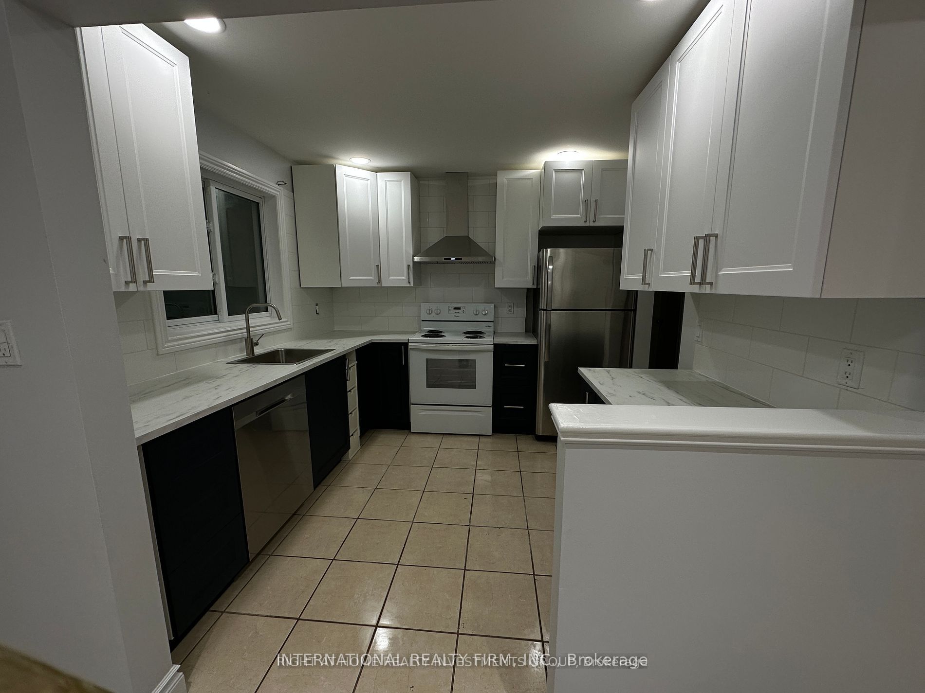 53 Belfry Drive Main Property Photo 3