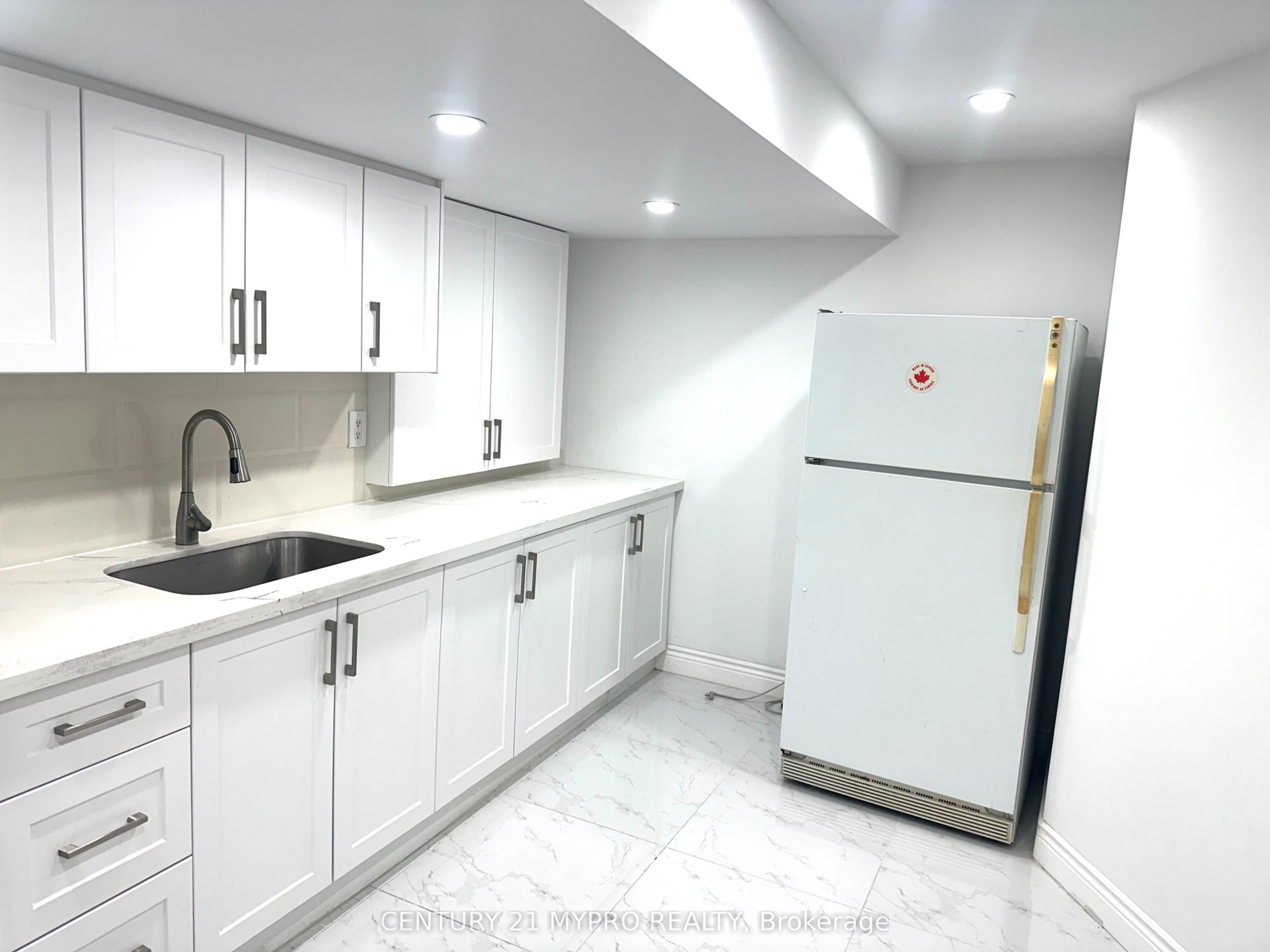 102 Worthing Avenue Property Photo 3
