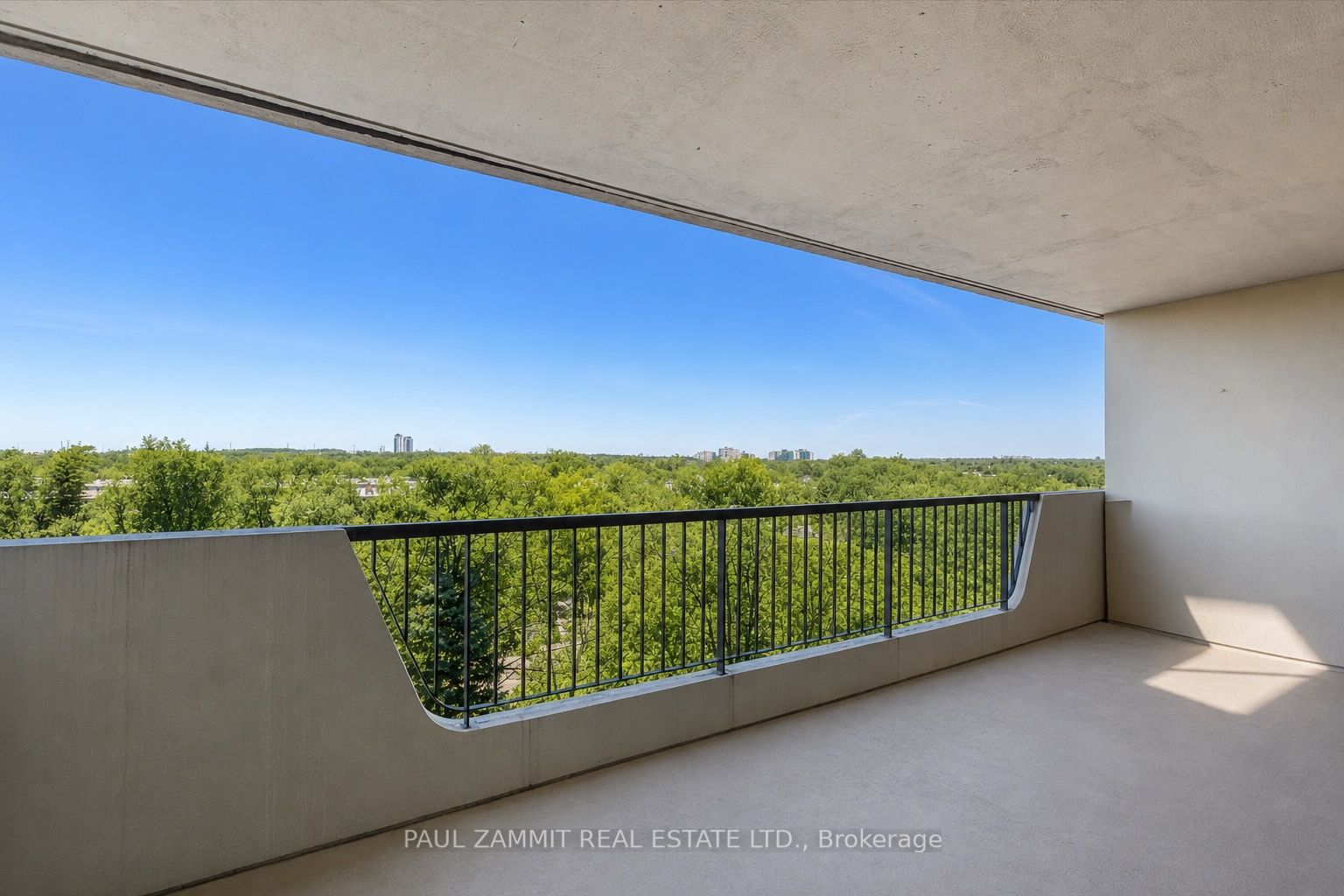 7811 Yonge Street 701 Property Photo 1