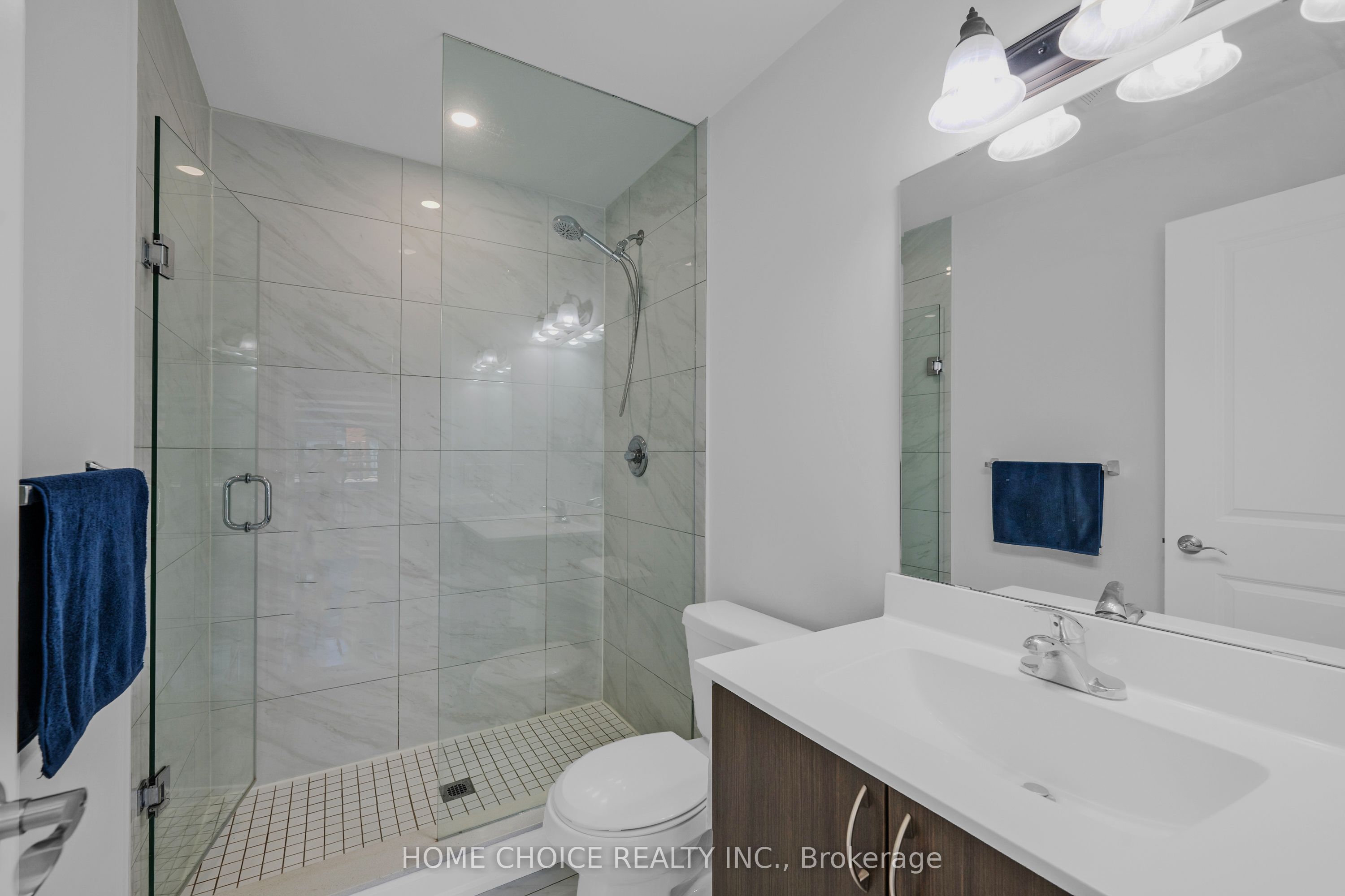 5289 Highway 7 Highway W D704 Property Photo 17