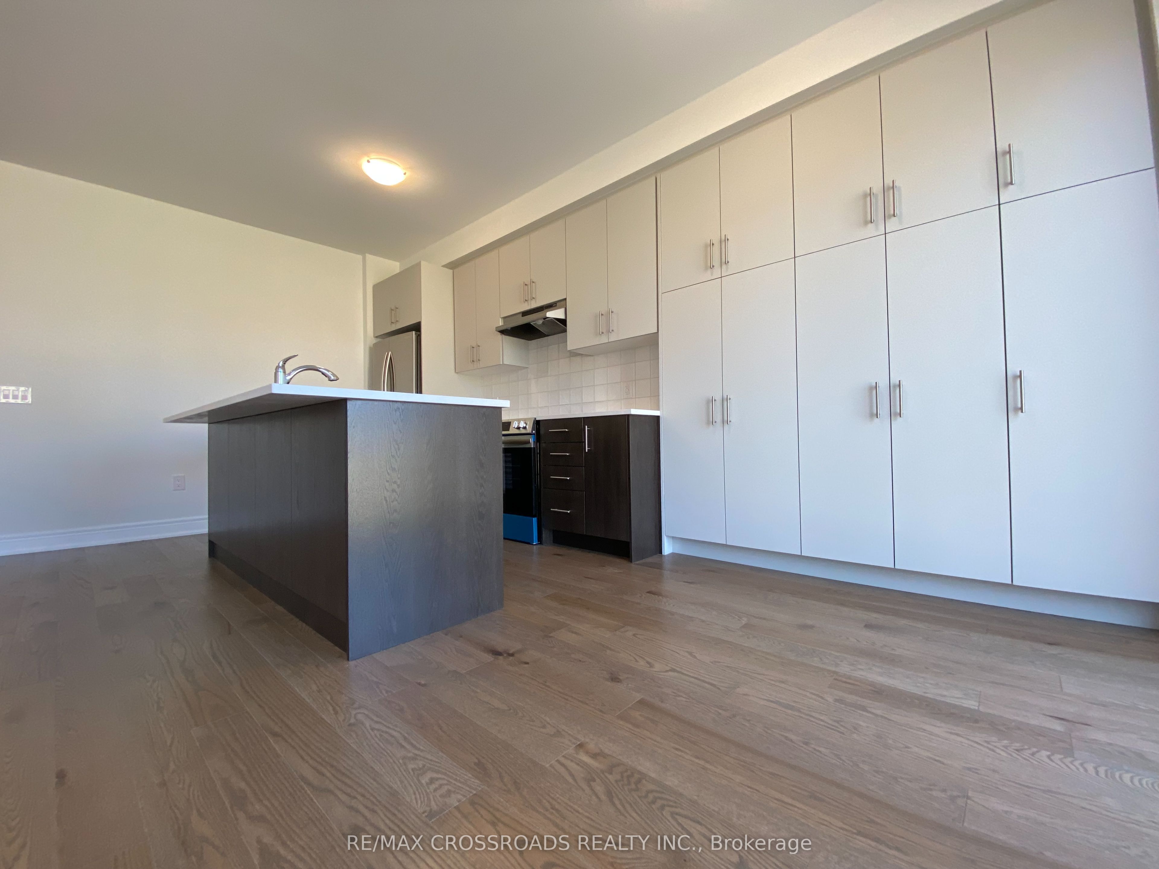4 Kamper Avenue Property Photo 11