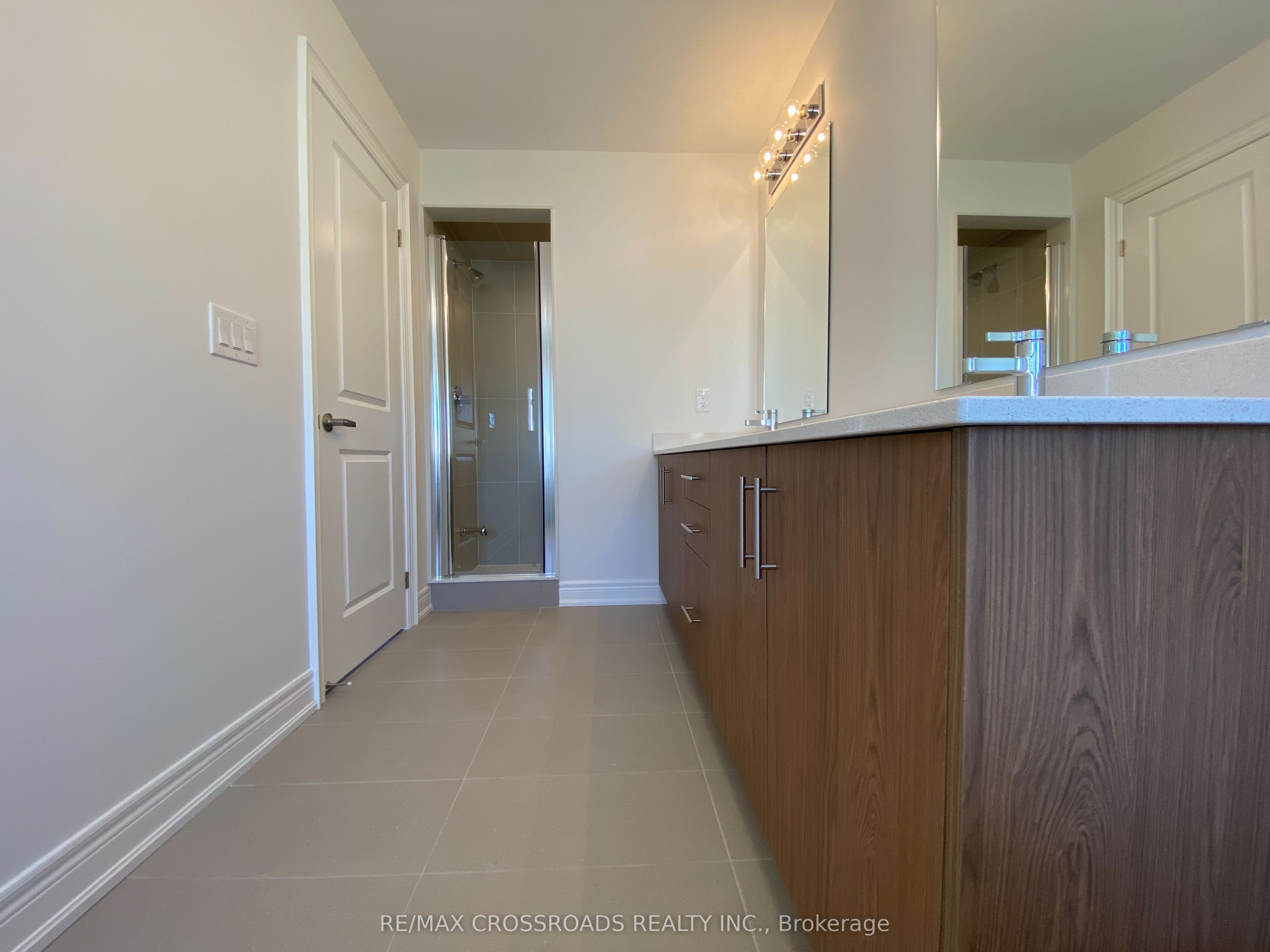 4 Kamper Avenue Property Photo 32
