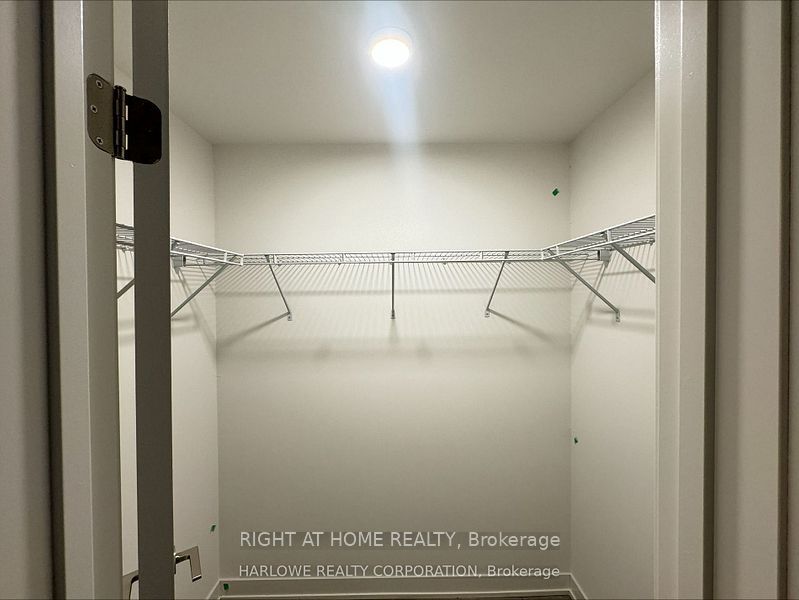 8119 Birchmount Road 930 Property Photo 10
