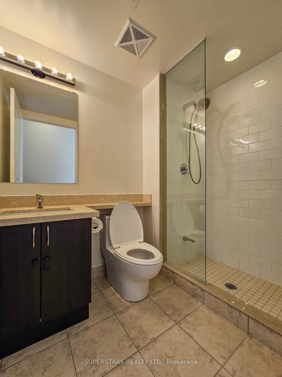 1 Upper Duke Crescent 509 Property Photo 12