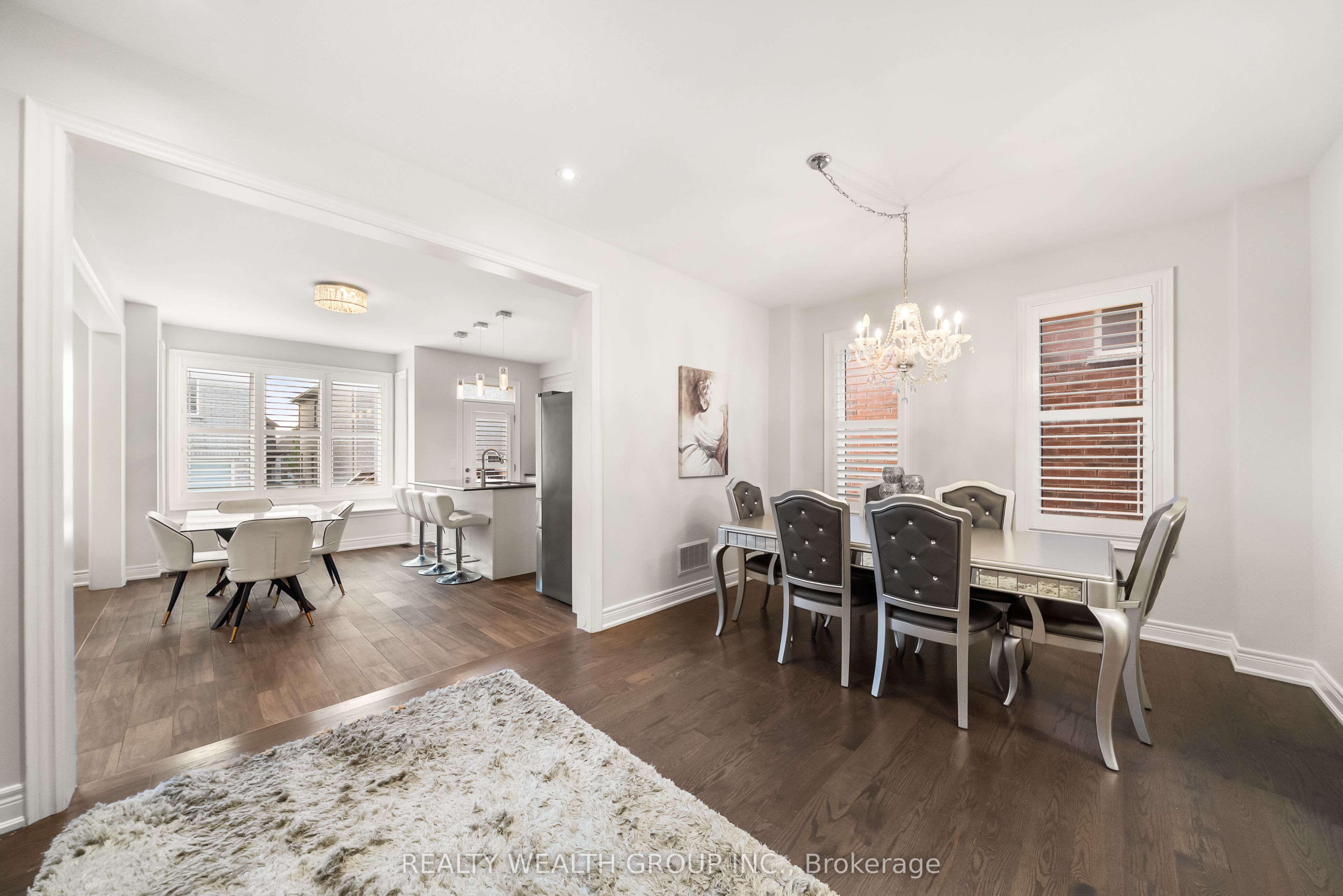 42 Mondial Crescent Property Photo 11