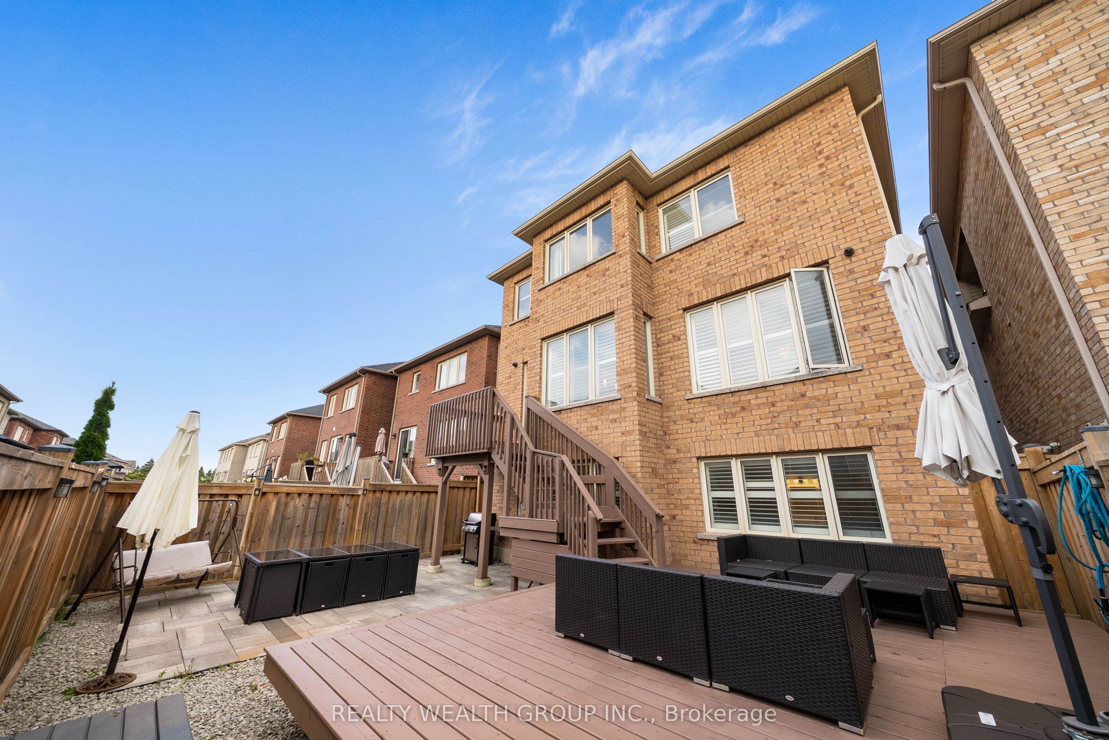 42 Mondial Crescent Property Photo 38