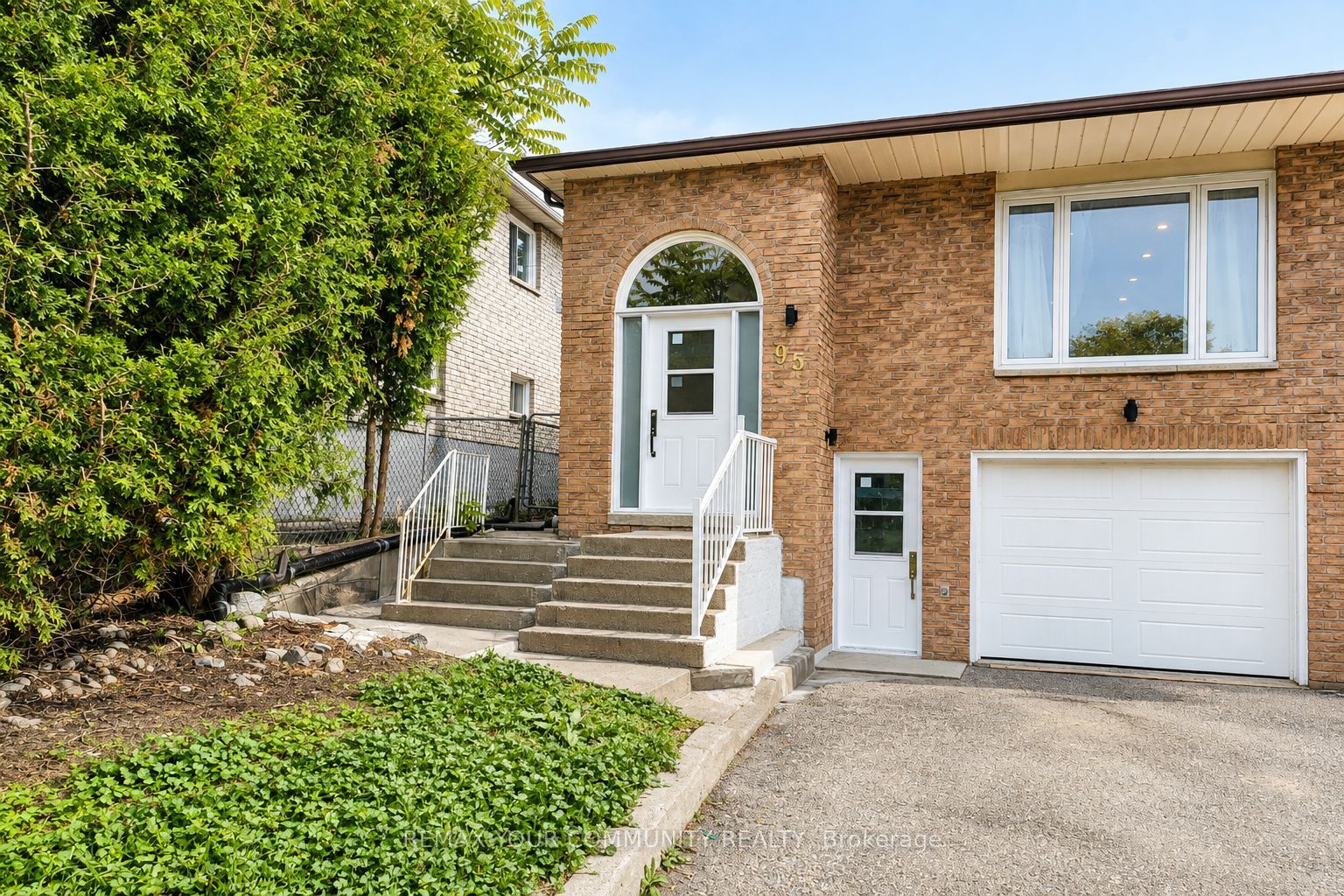 95 Maplegrove Avenue BSM Property Photo 1
