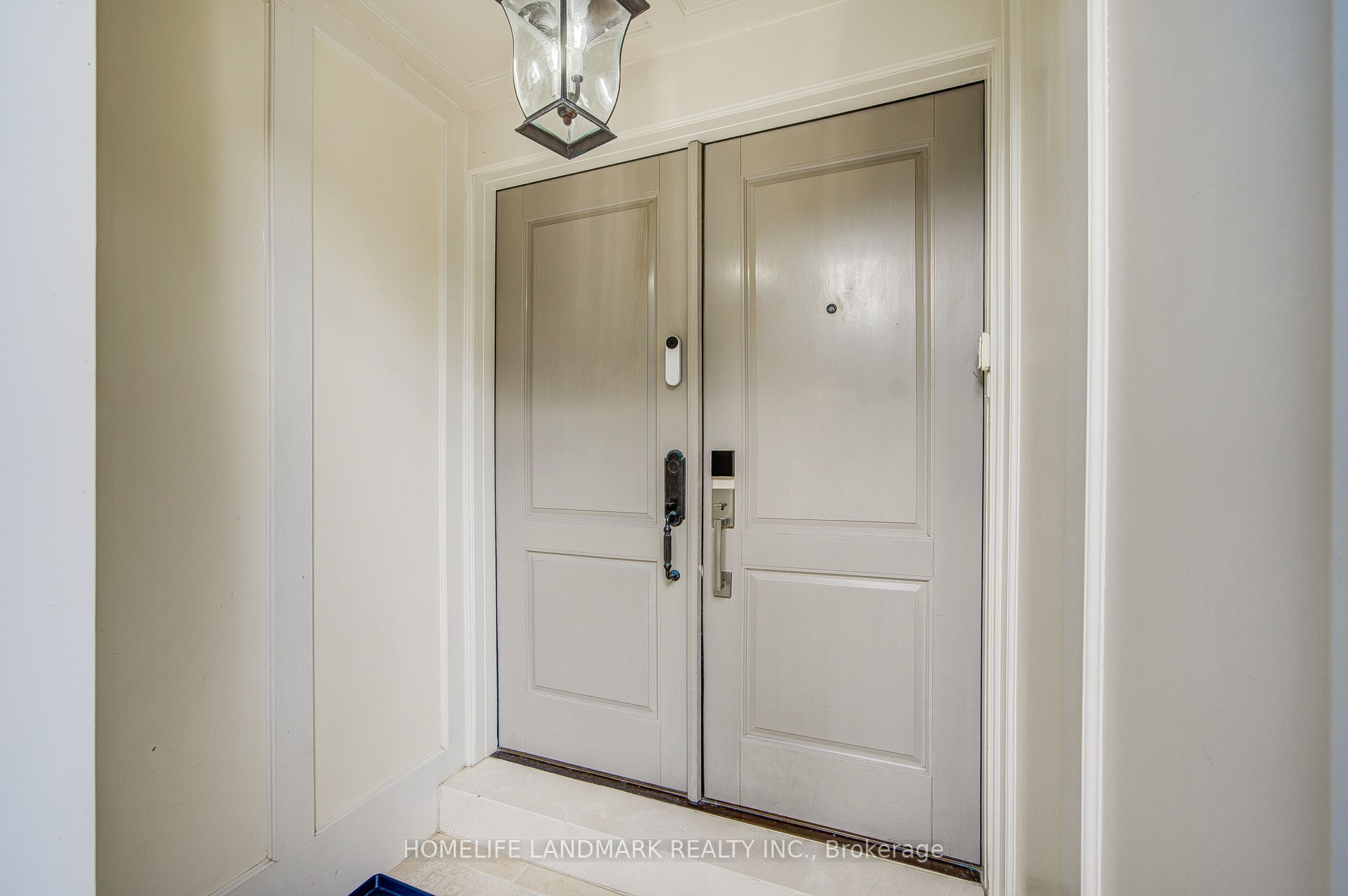 37 Maimonides Court Property Photo 4