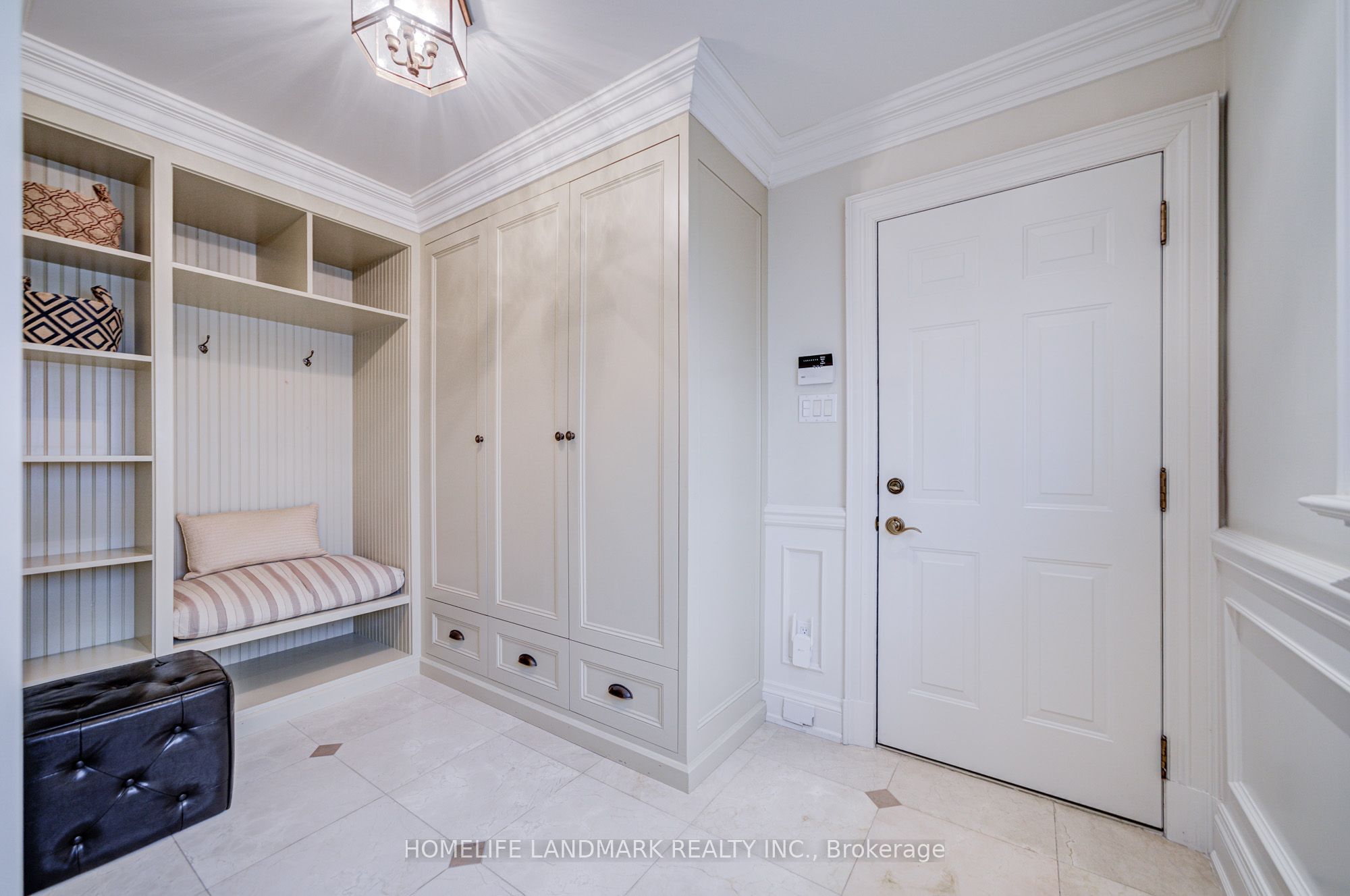 37 Maimonides Court Property Photo 23