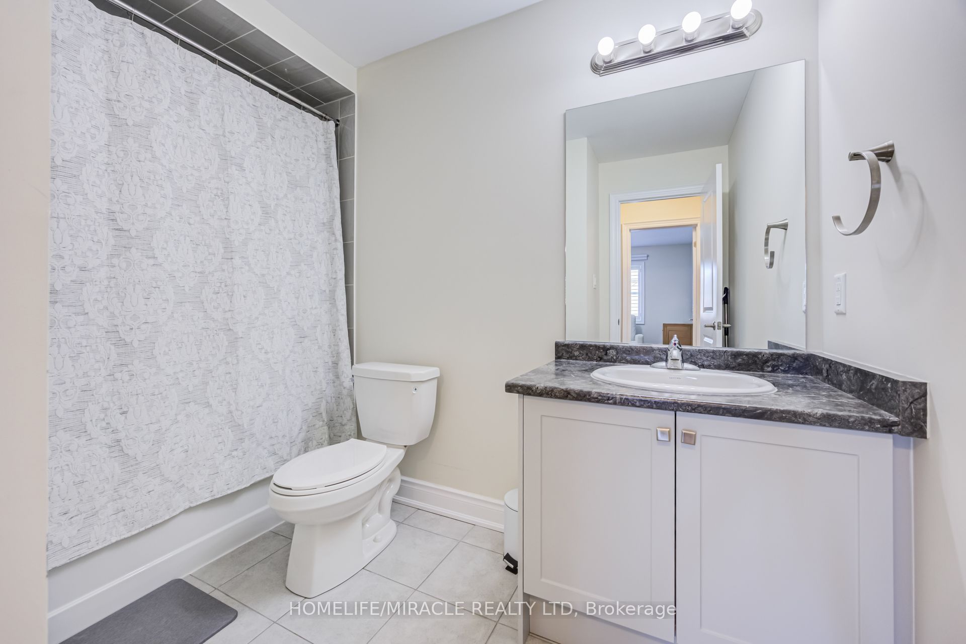 65 Lorne Thomas Place Property Photo 35