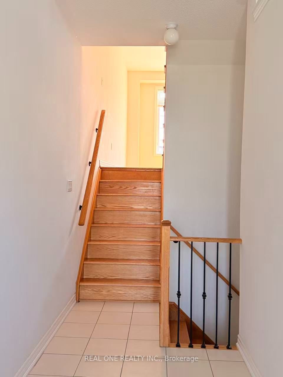 115 Beechborough Crescent Property Photo 2