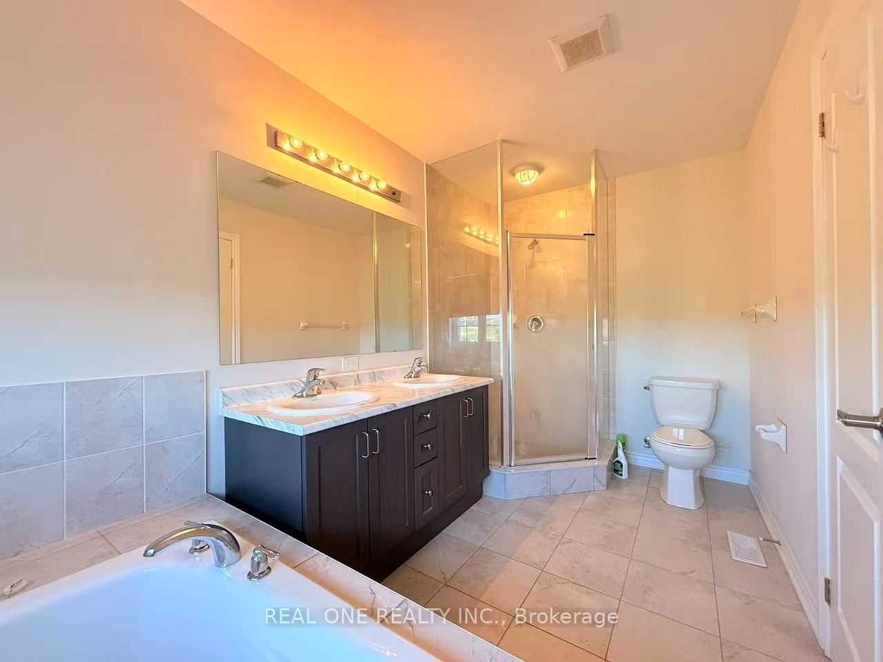 115 Beechborough Crescent Property Photo 14