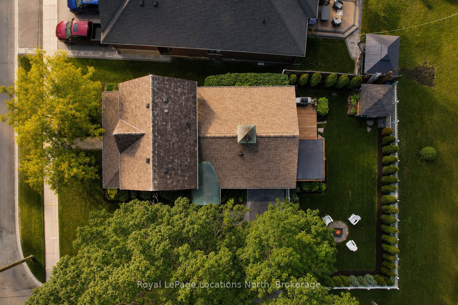 90 Nelson Street W Property Photo 45