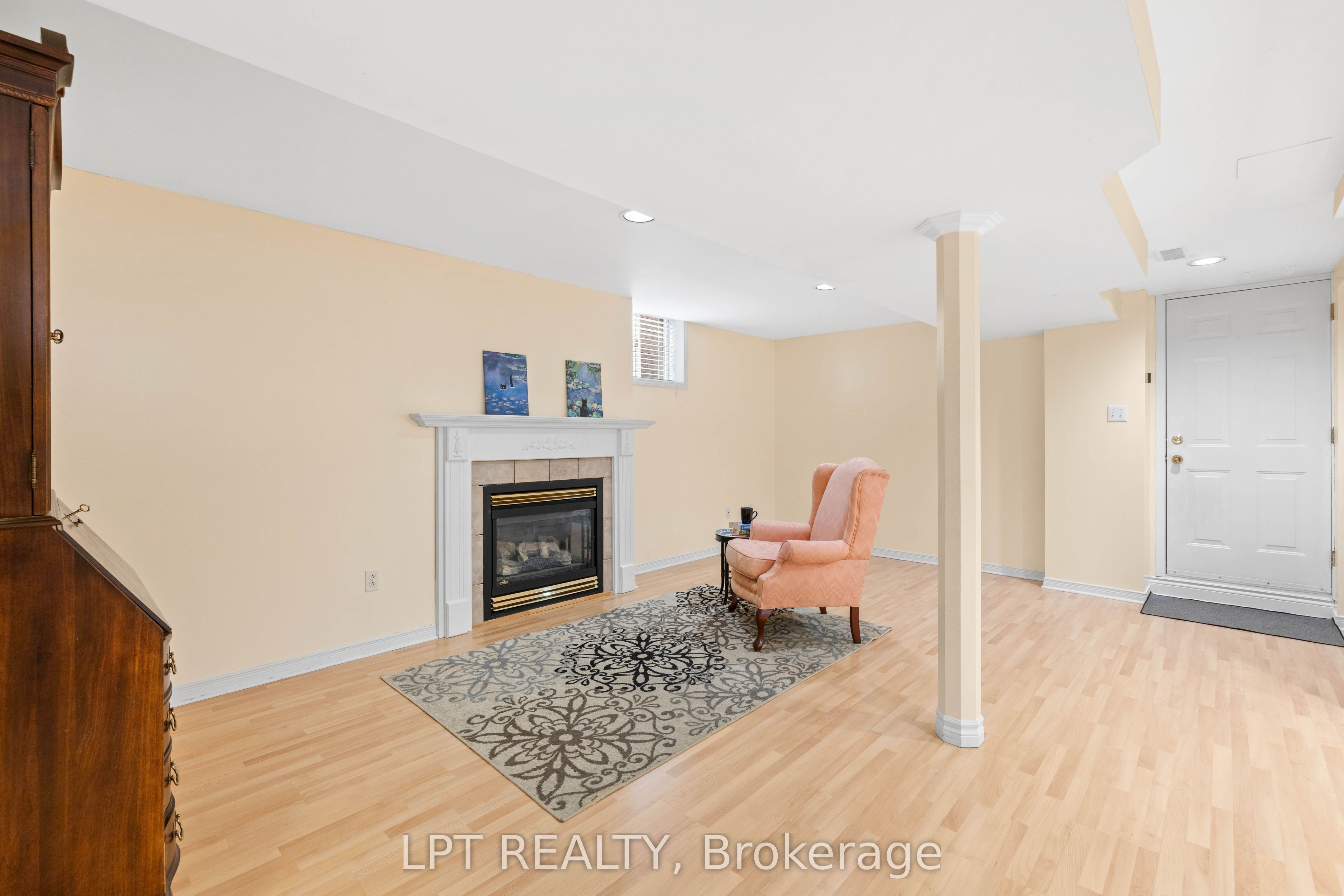 416 Flanagan Court Property Photo 34
