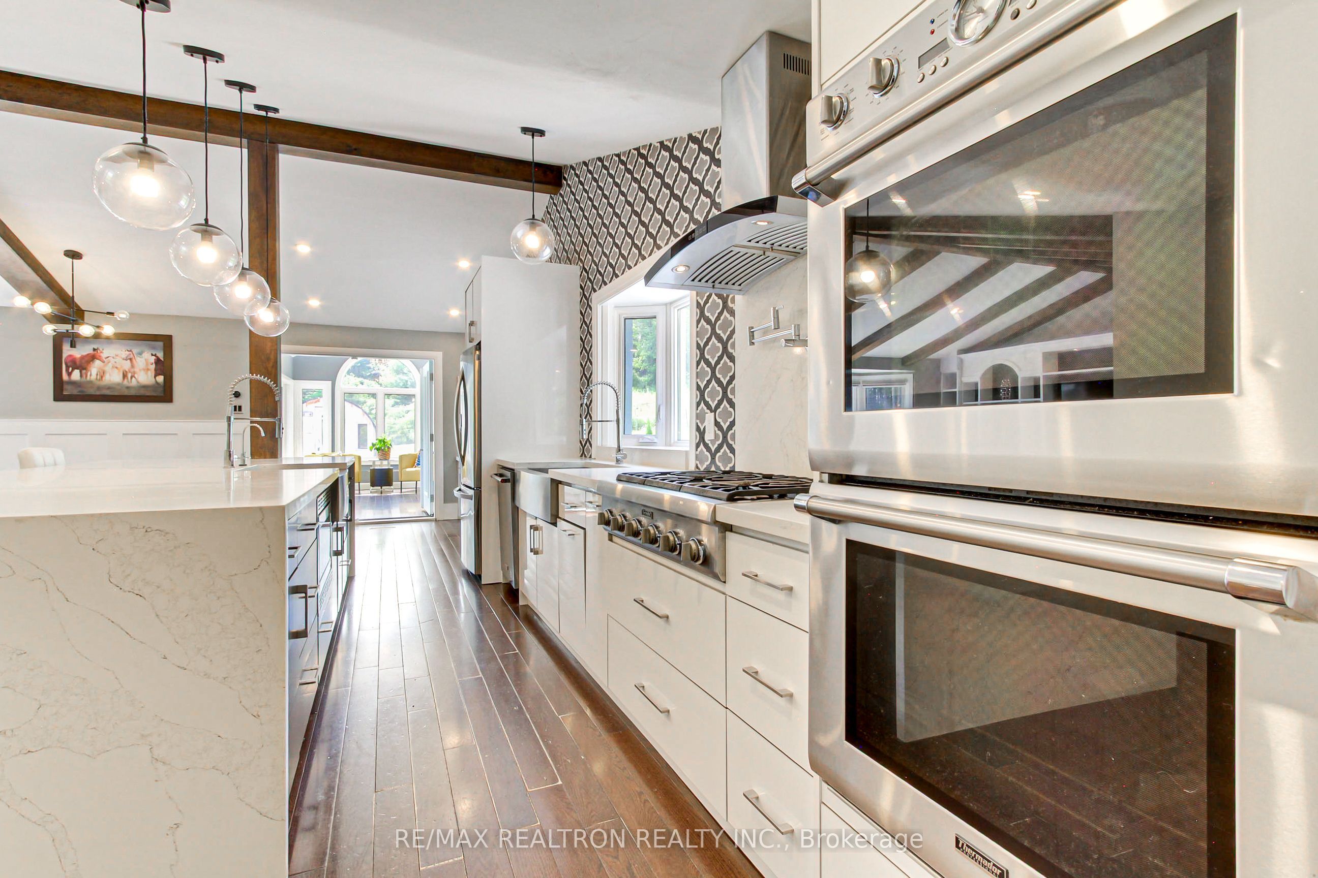 3433 Mount Albert Road Property Photo 12