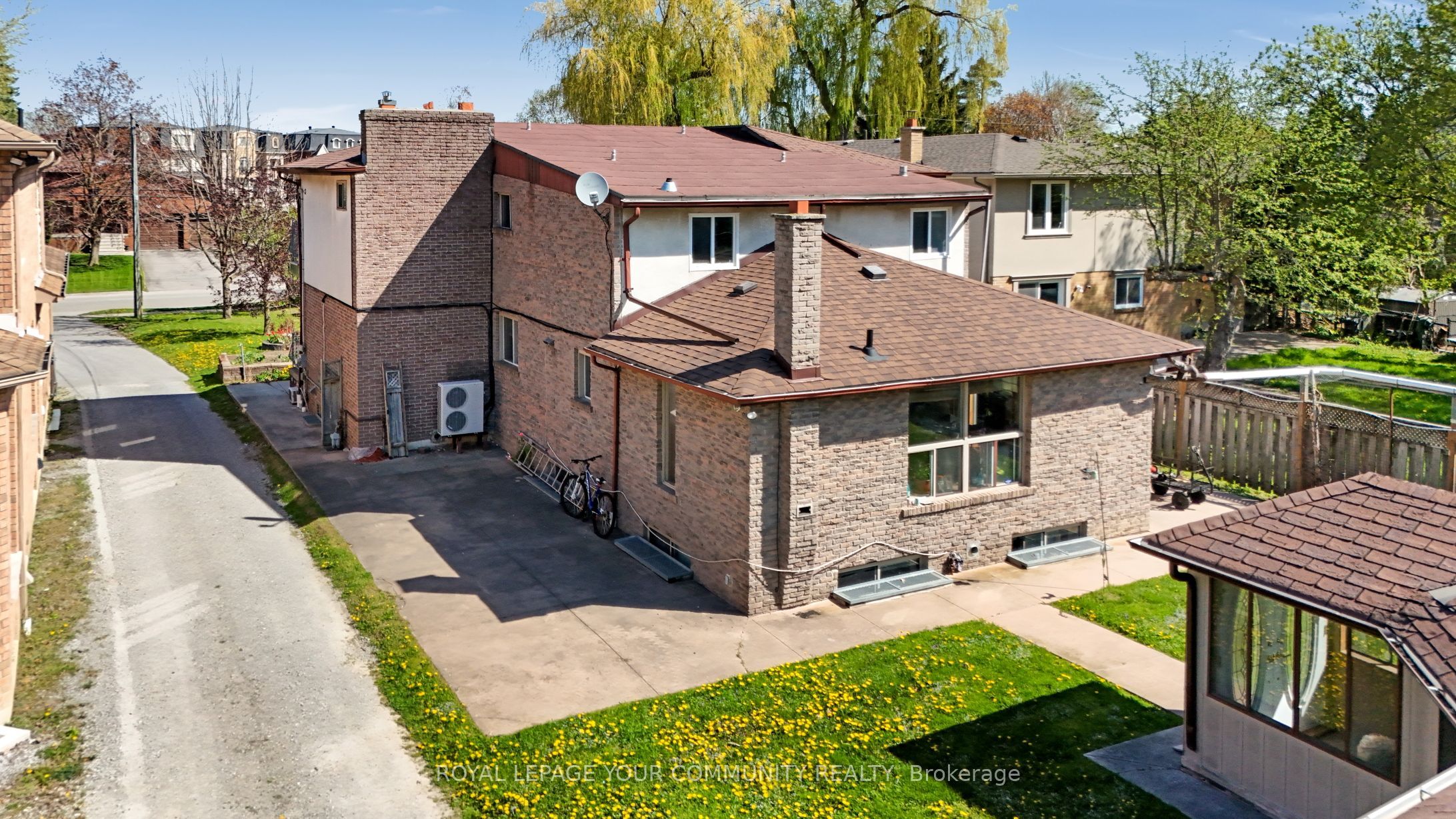 197 Douglas Road Property Photo 14