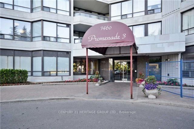 7460 Bathurst Street 1003 Property Photo 2