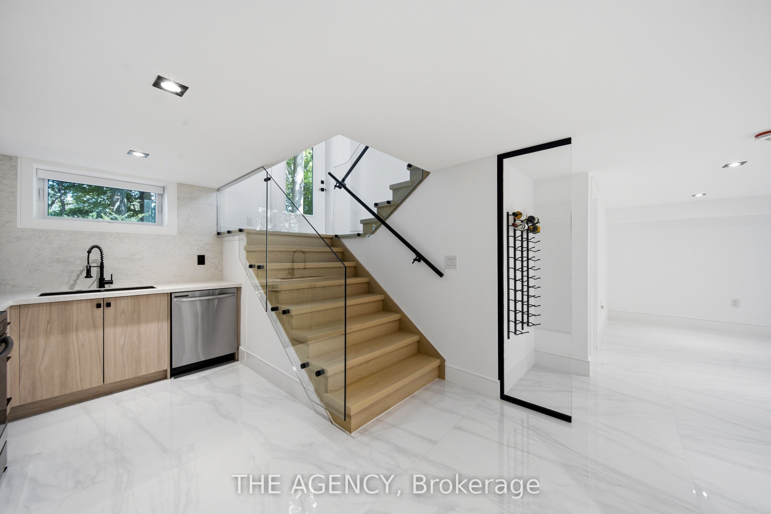193 Beechwood Crescent Property Photo 30