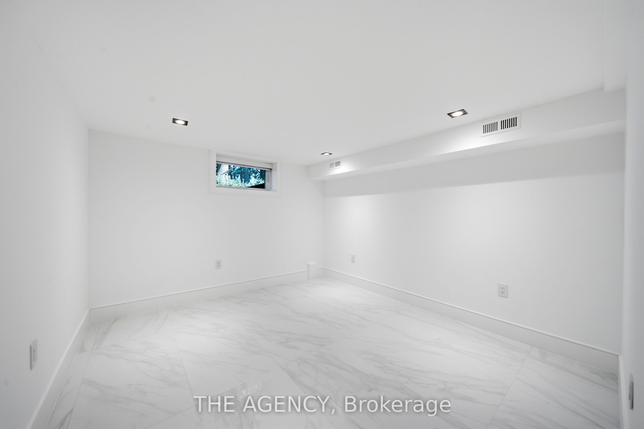 193 Beechwood Crescent Property Photo 34