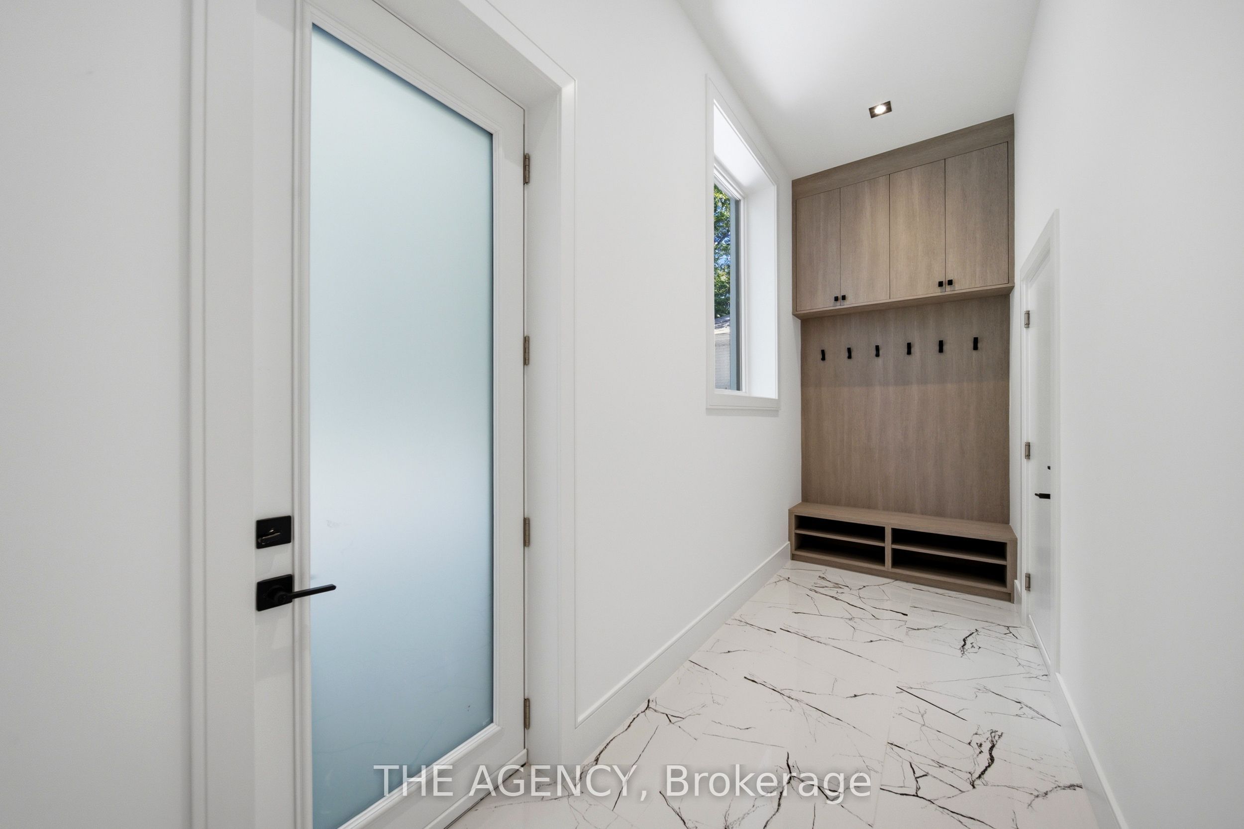 193 Beechwood Crescent Property Photo 36