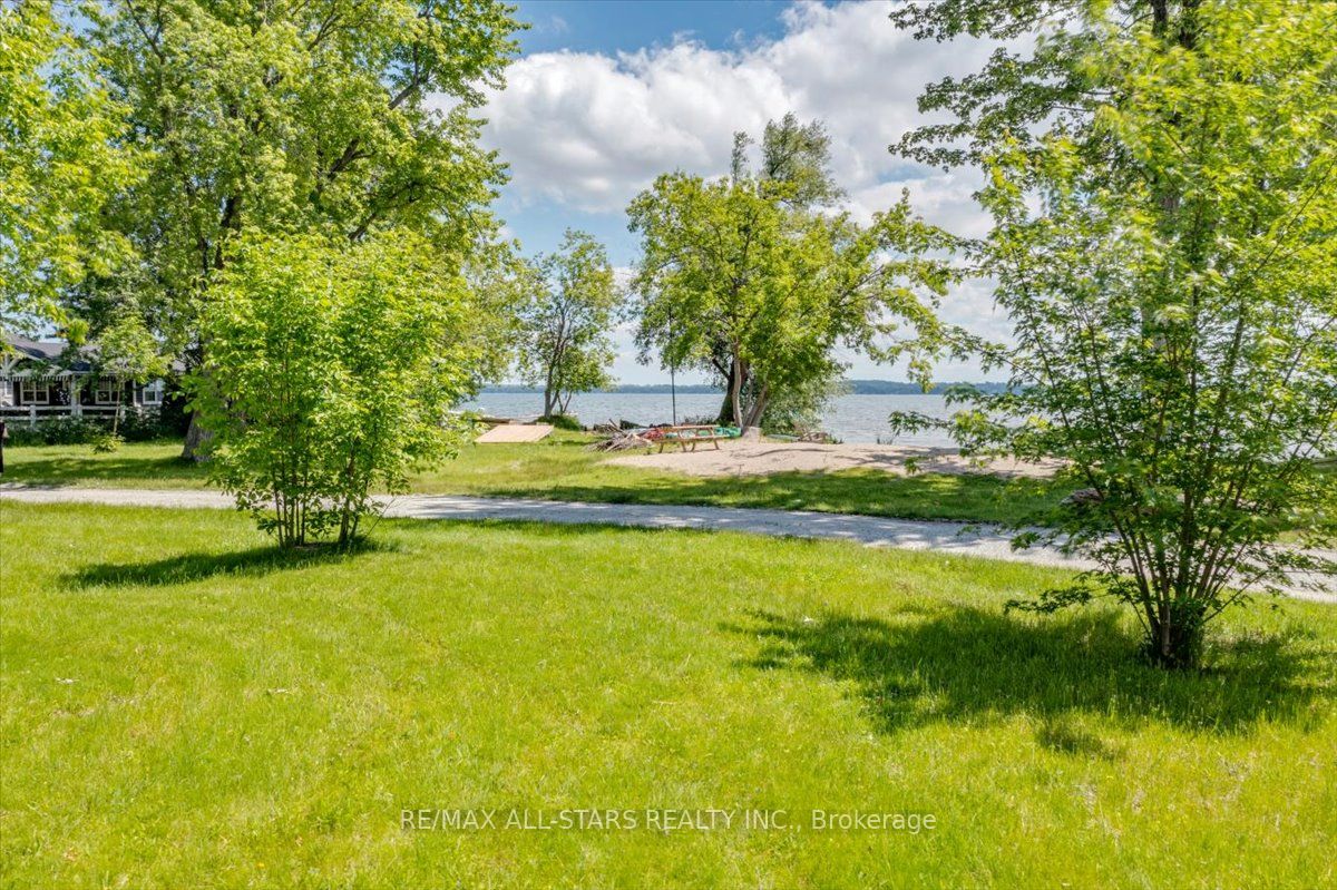 1061 2nd Line Property Photo 25