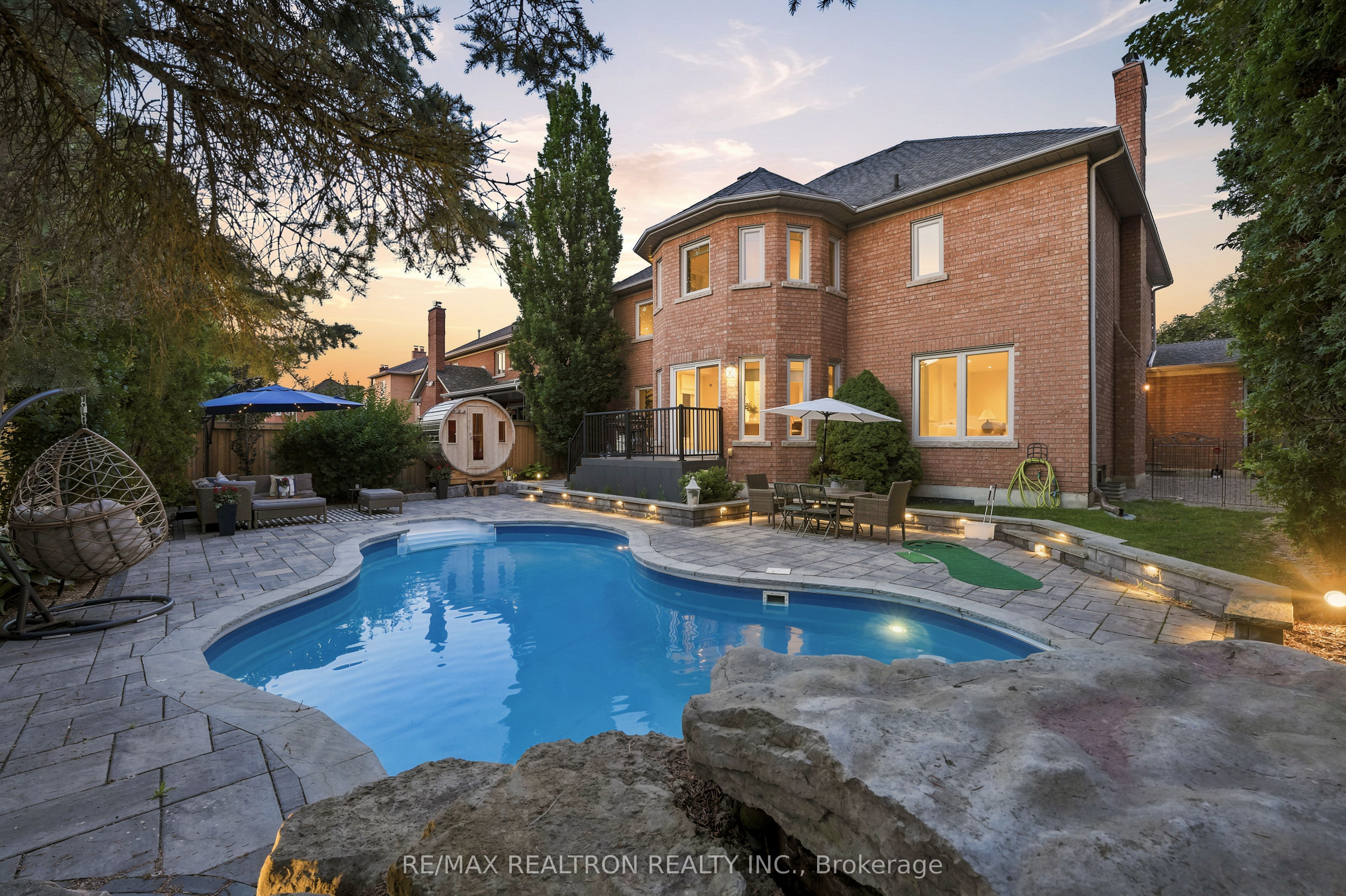 653 Exceller Circle Property Photo 2