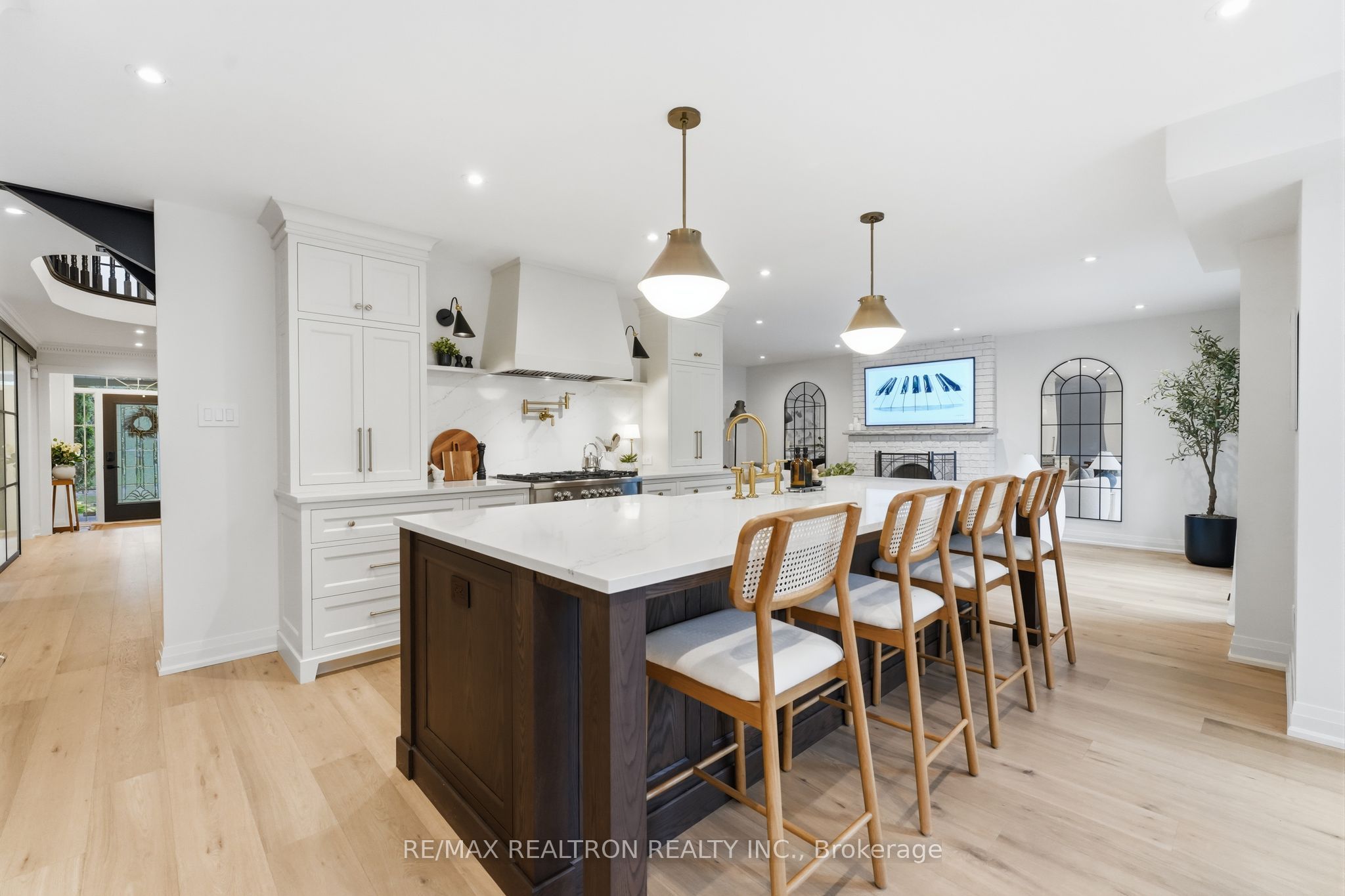 653 Exceller Circle Property Photo 10