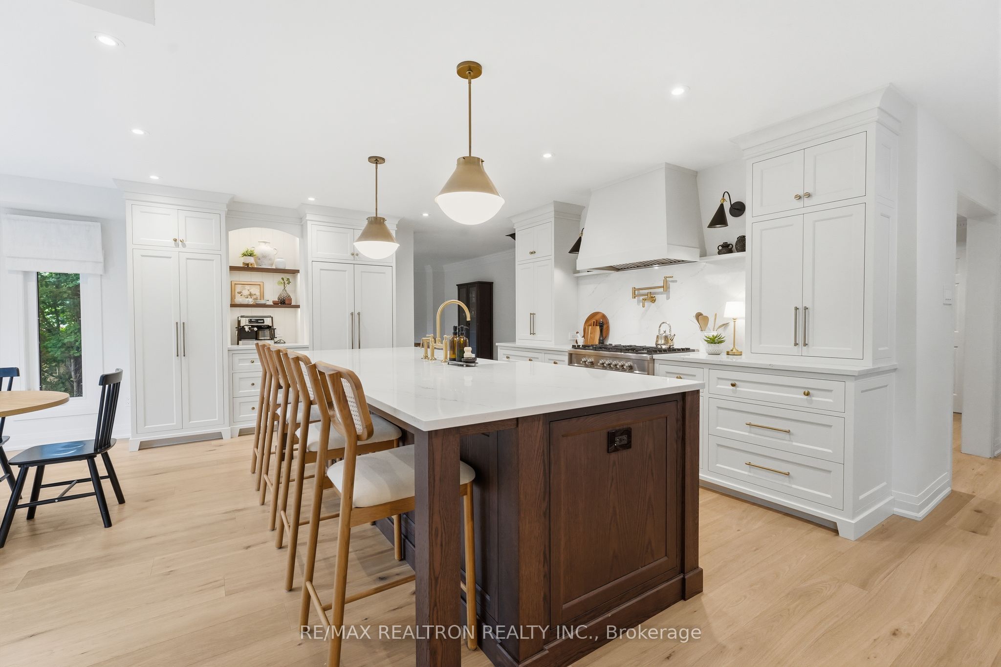 653 Exceller Circle Property Photo 12