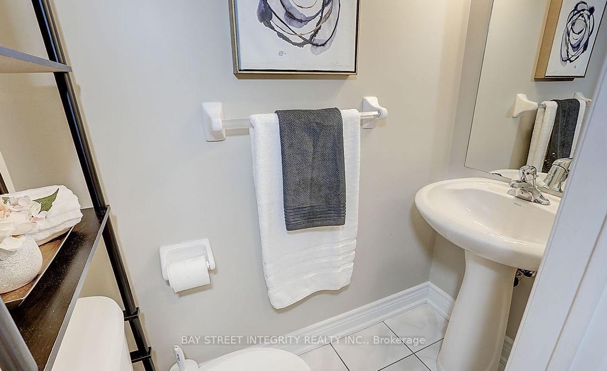 2199 Bur Oak Avenue Property Photo 7