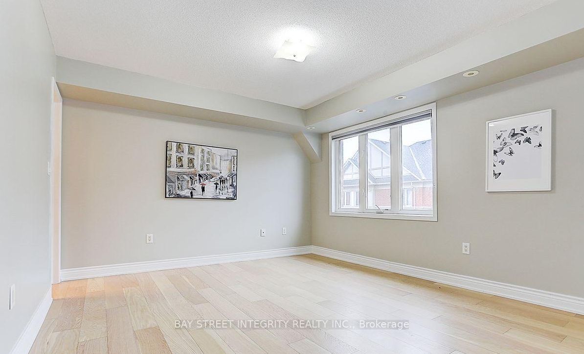 2199 Bur Oak Avenue Property Photo 8