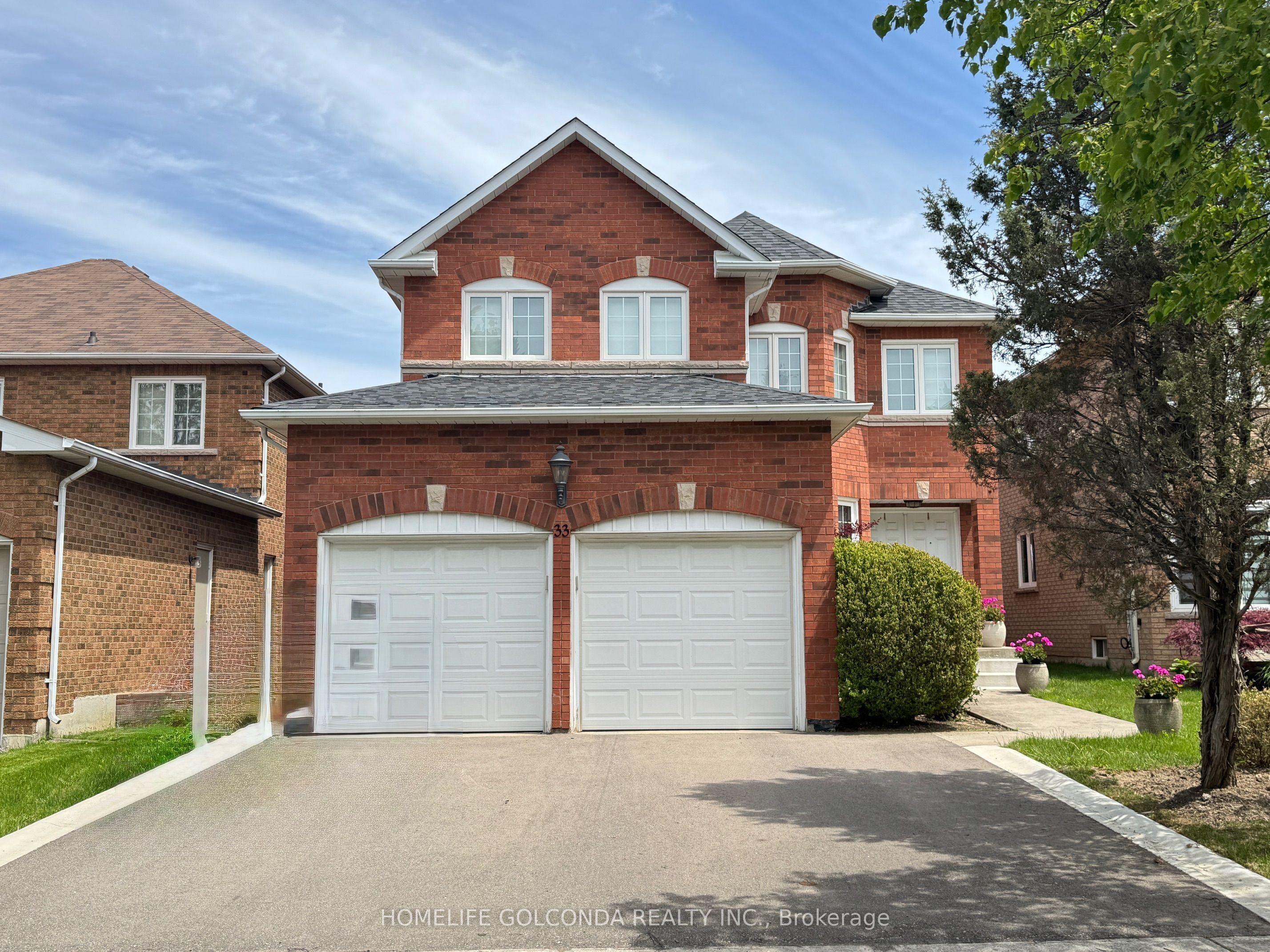 33 Hammerstone Crescent Property Photo 1