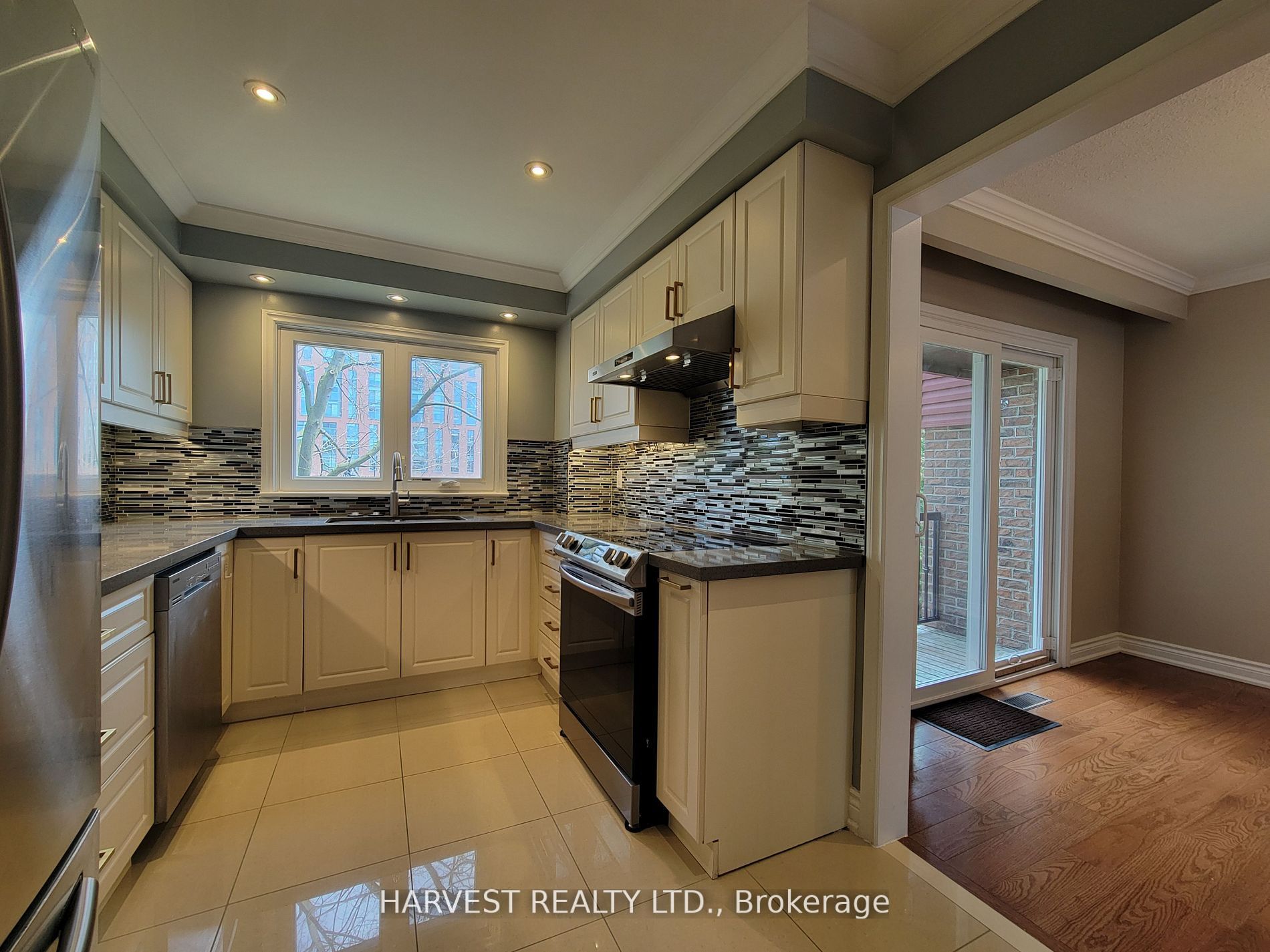 55 Ashglen Way Property Photo 11