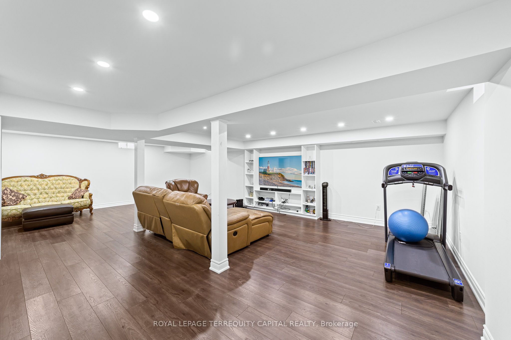 277 Chatfield Drive Property Photo 34