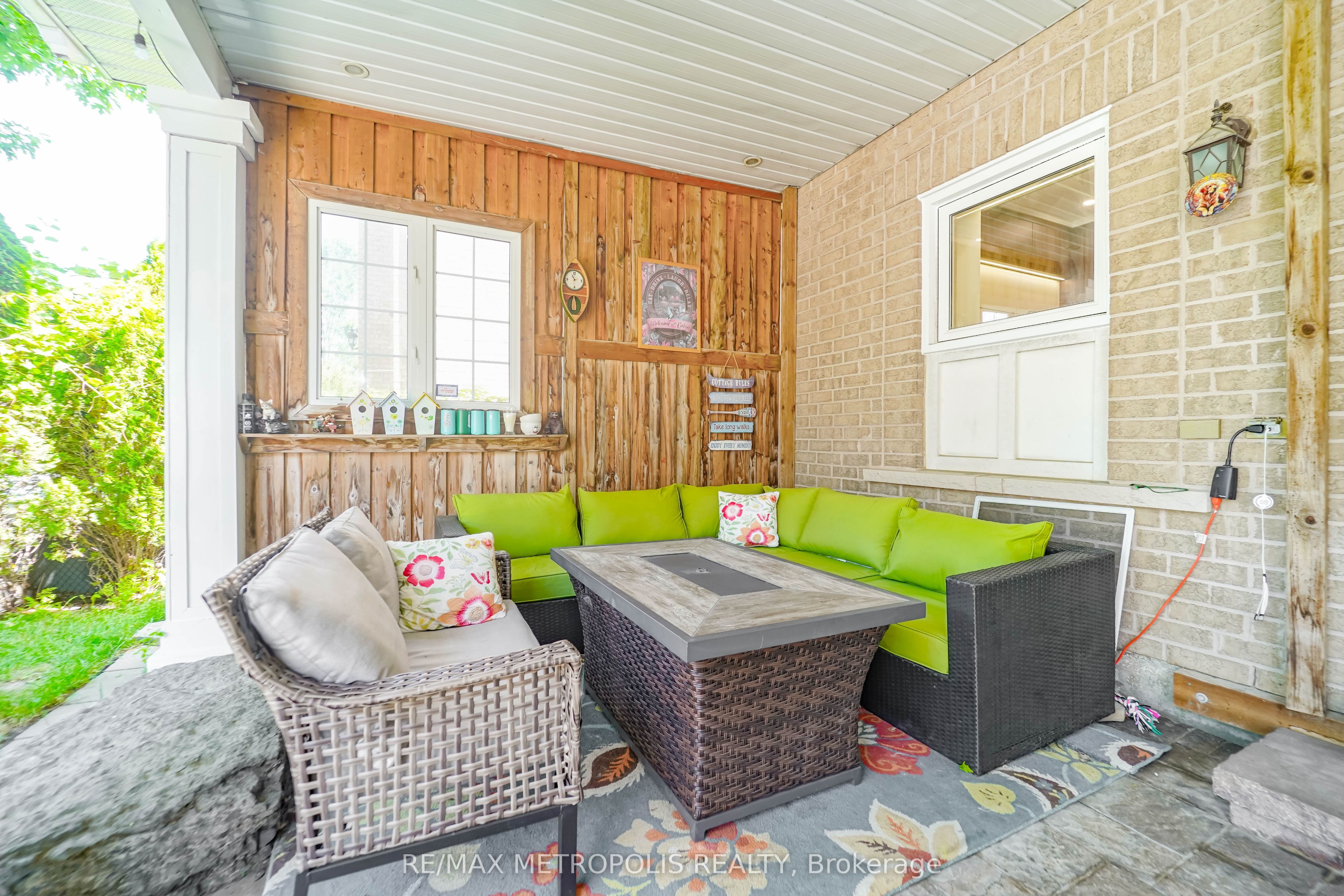 114 Selwyn Road Property Photo 12