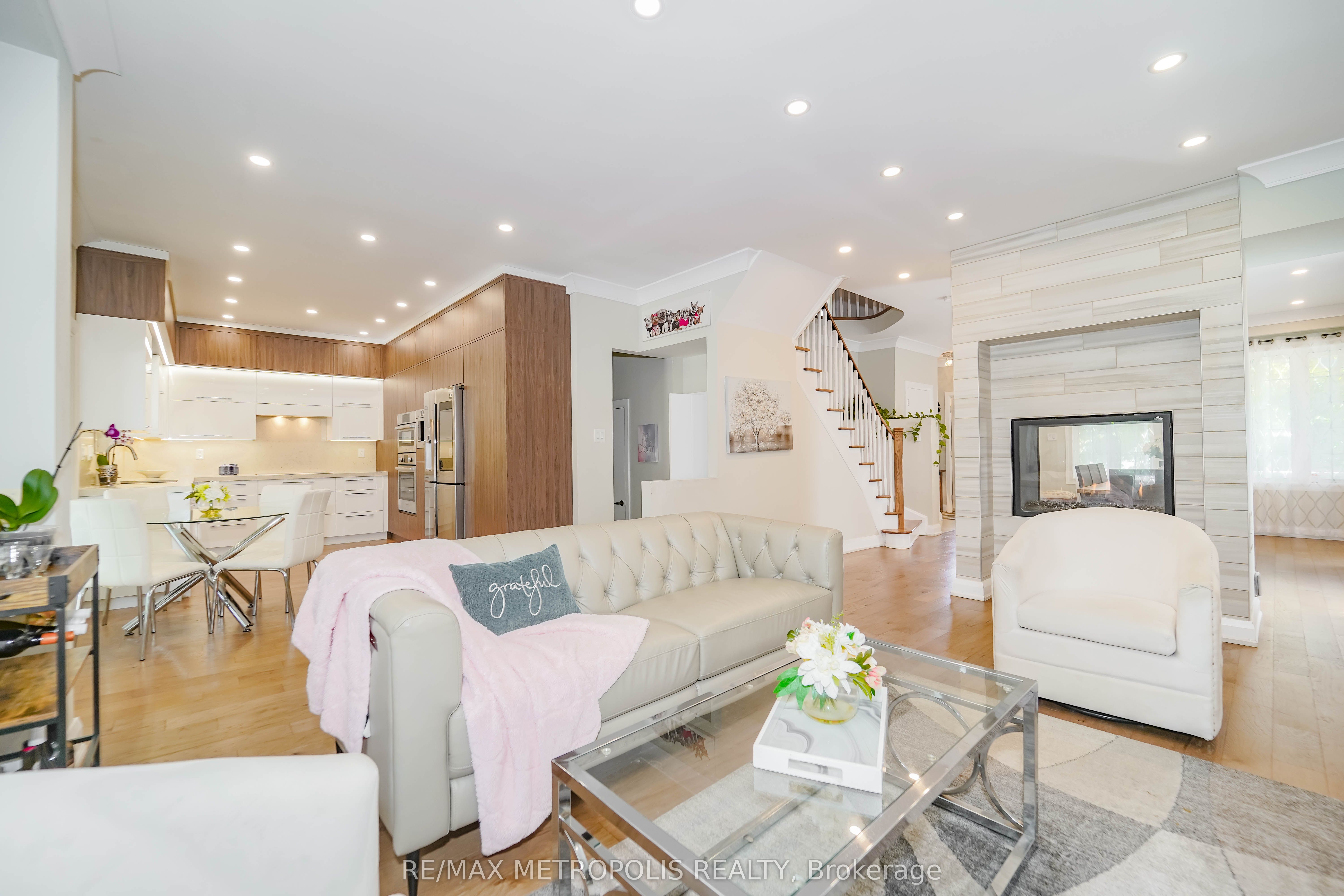 114 Selwyn Road Property Photo 22