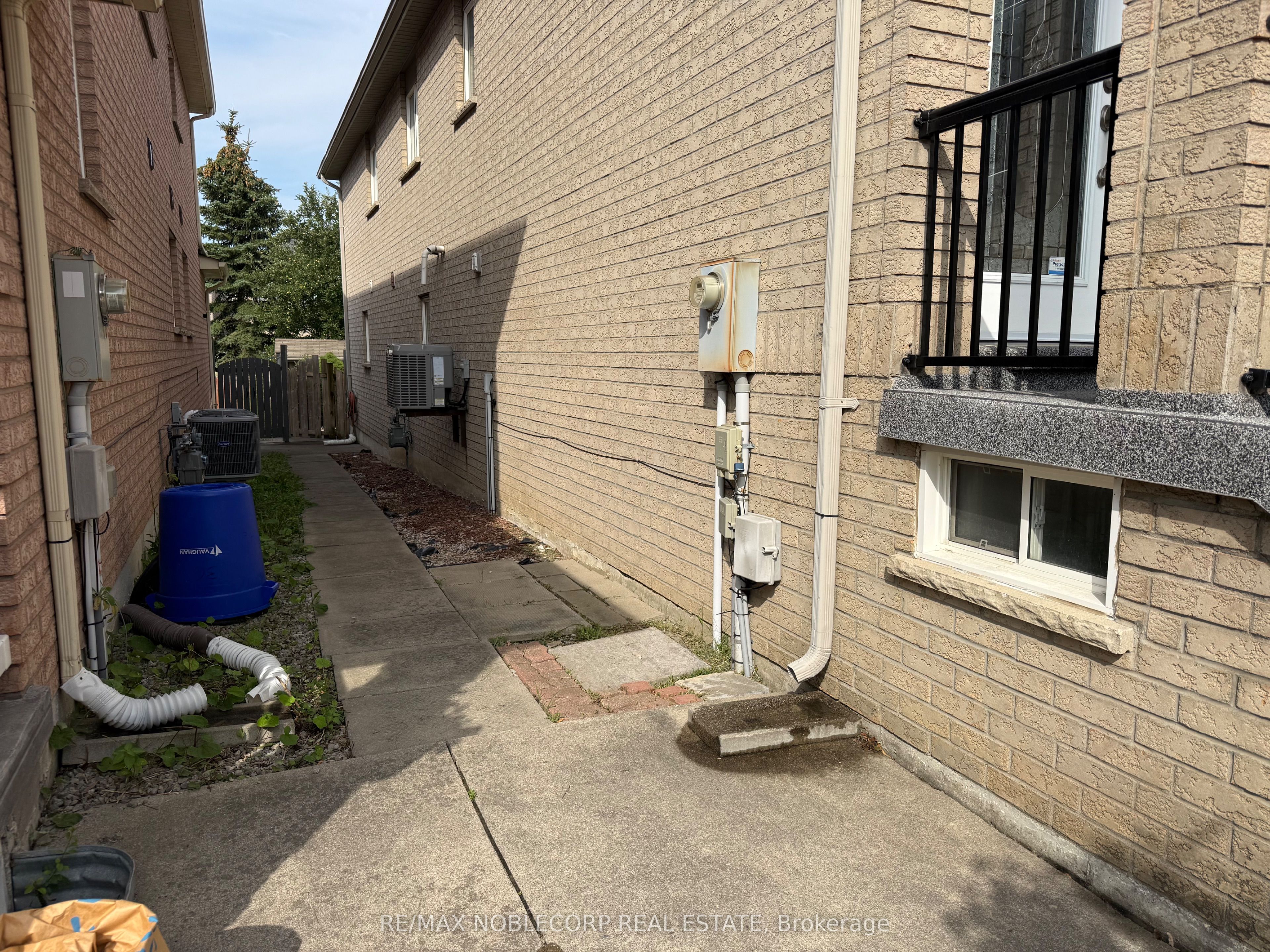 38 D'amato Crescent Basement Property Photo 13