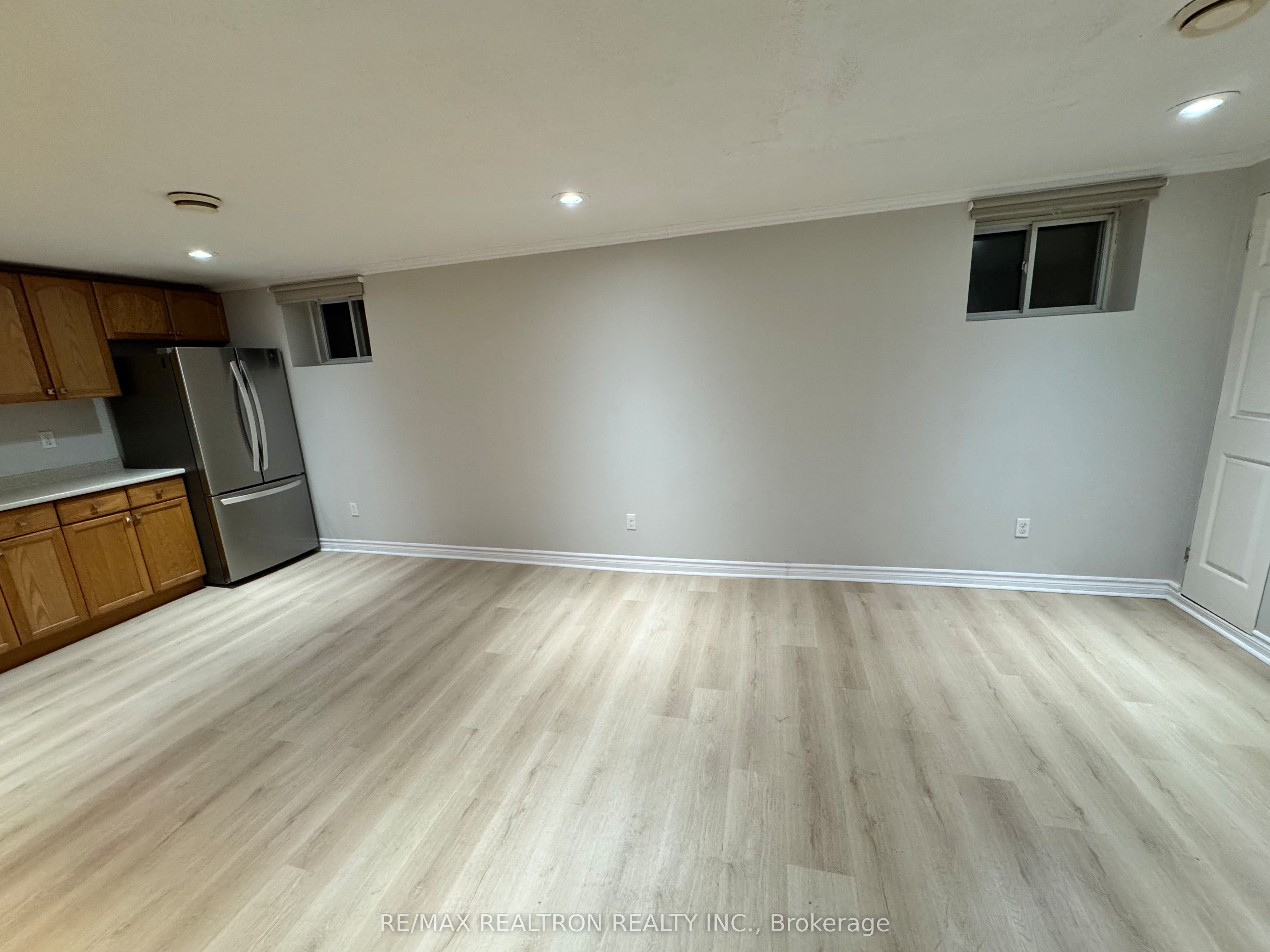 168 Hodgson Drive Property Photo 4