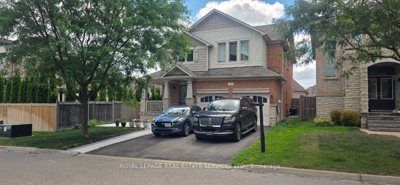45 Mapleton Mills Drive S Property Photo 1