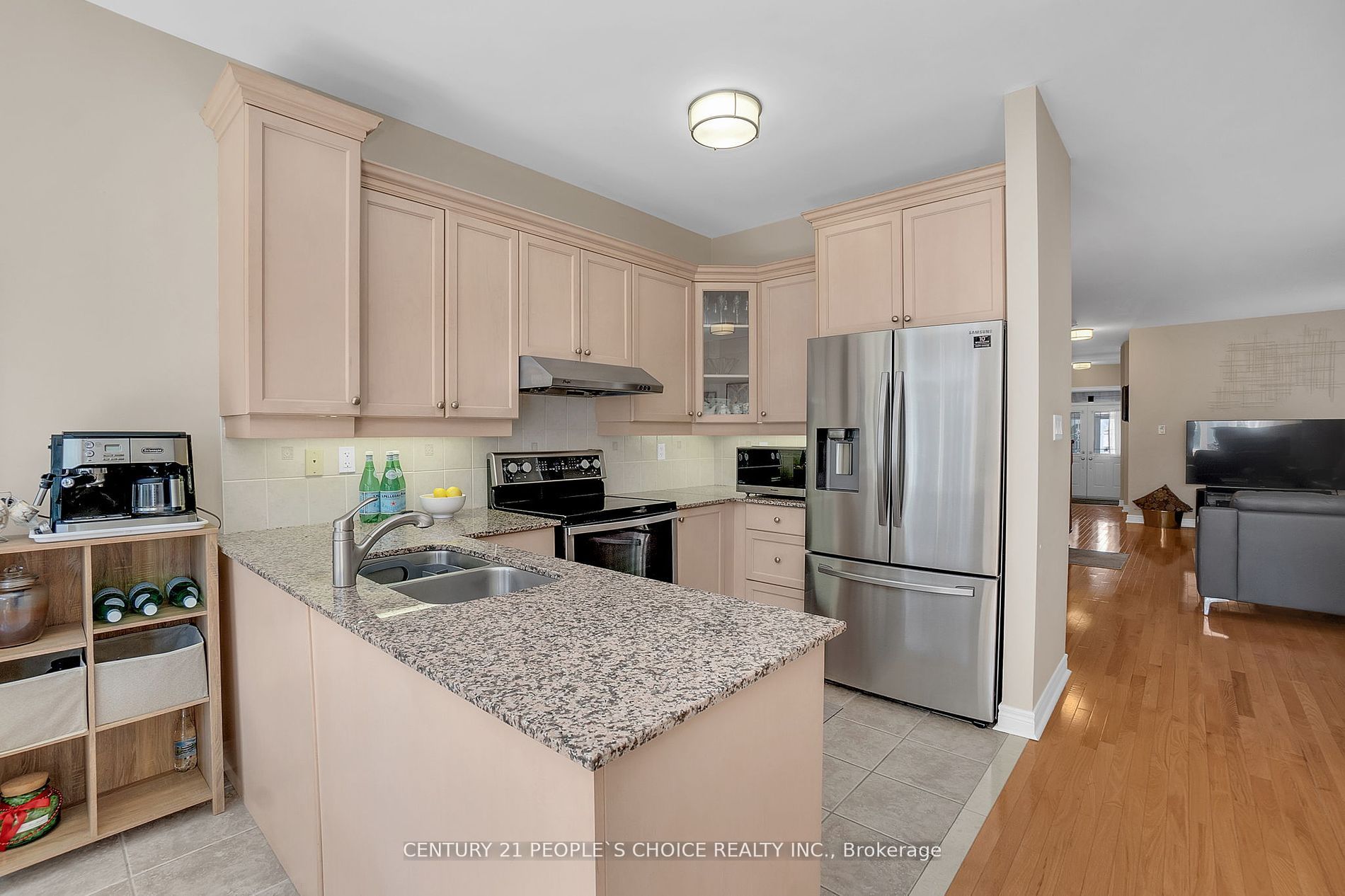 160 Carrier Crescent Property Photo 7