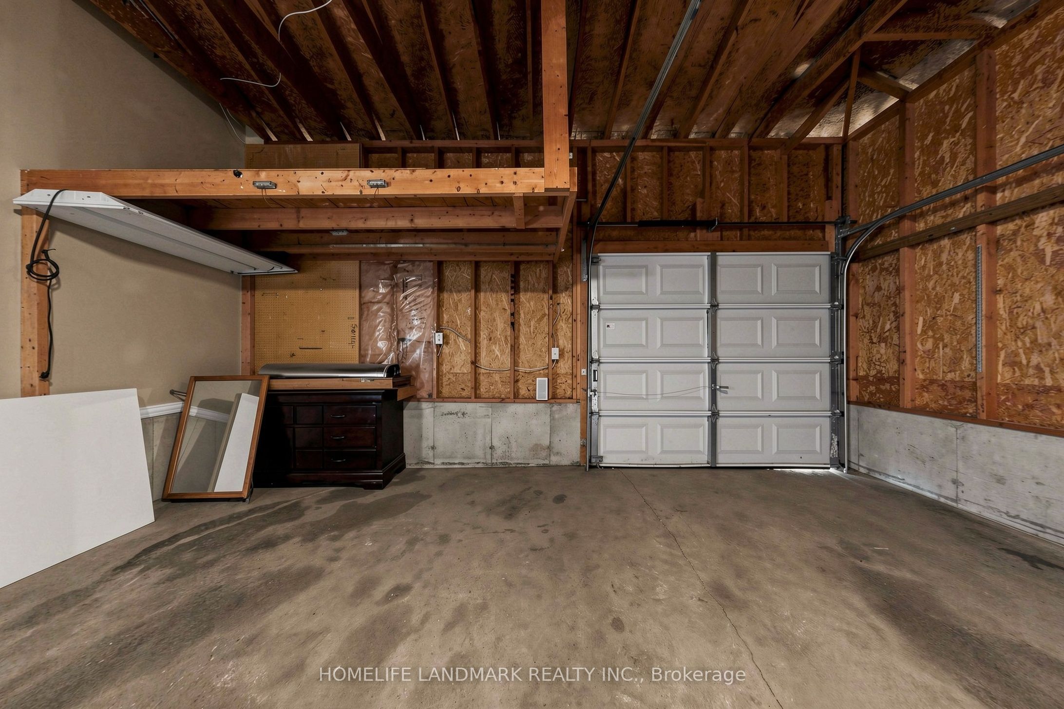 328 Winnifred Drive Property Photo 40