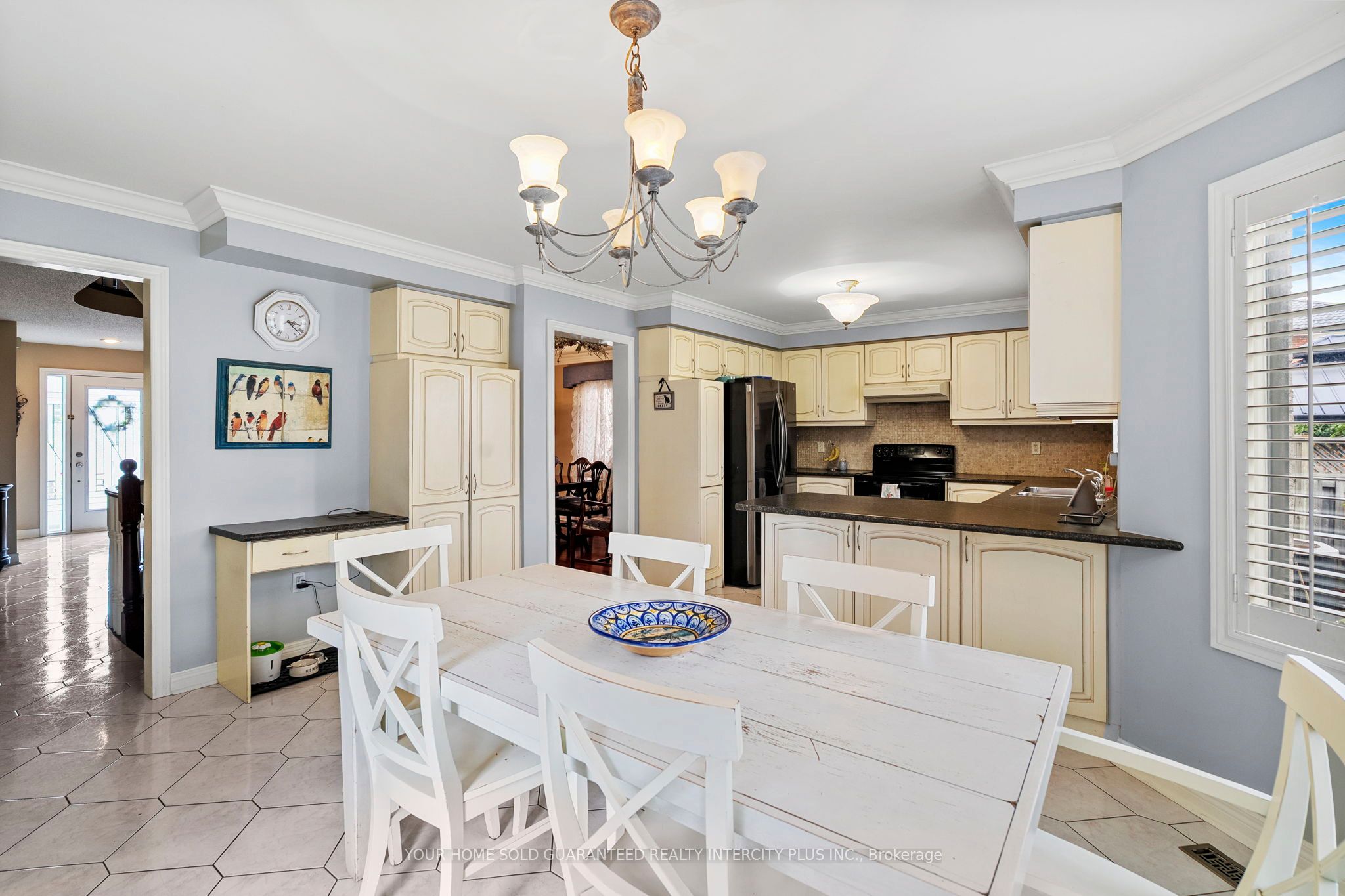 19 Mandolin Court Property Photo 13