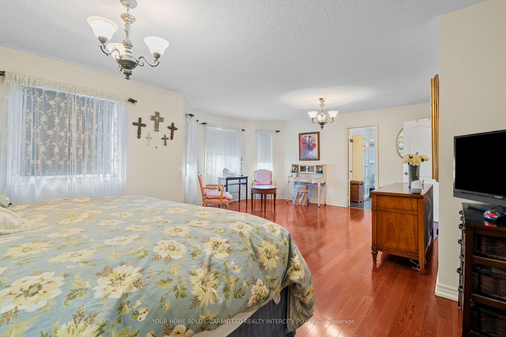 19 Mandolin Court Property Photo 20