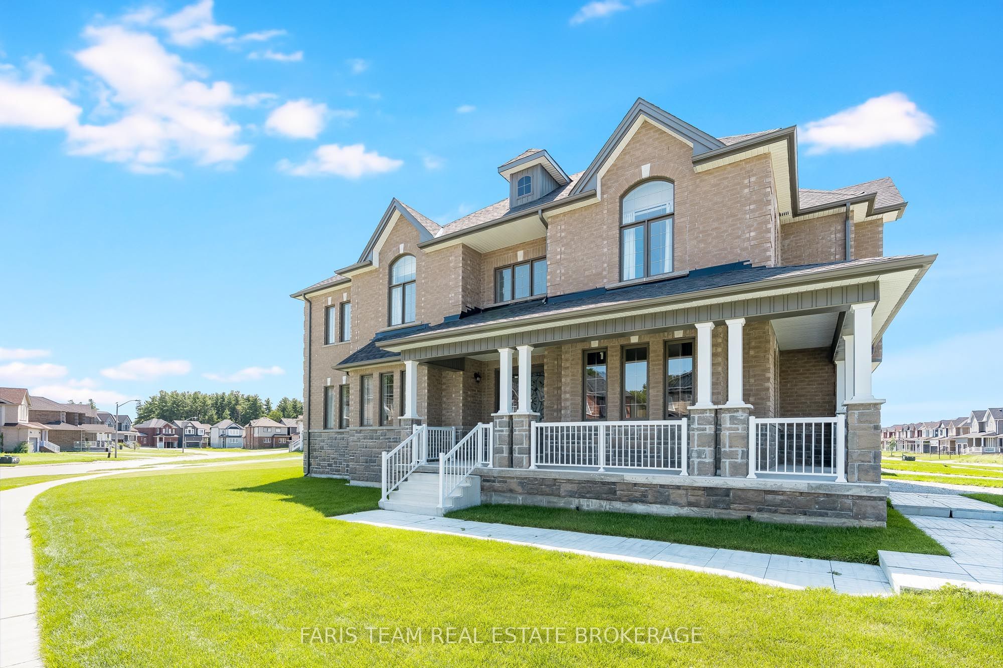 63 Wood Crescent Property Photo 2