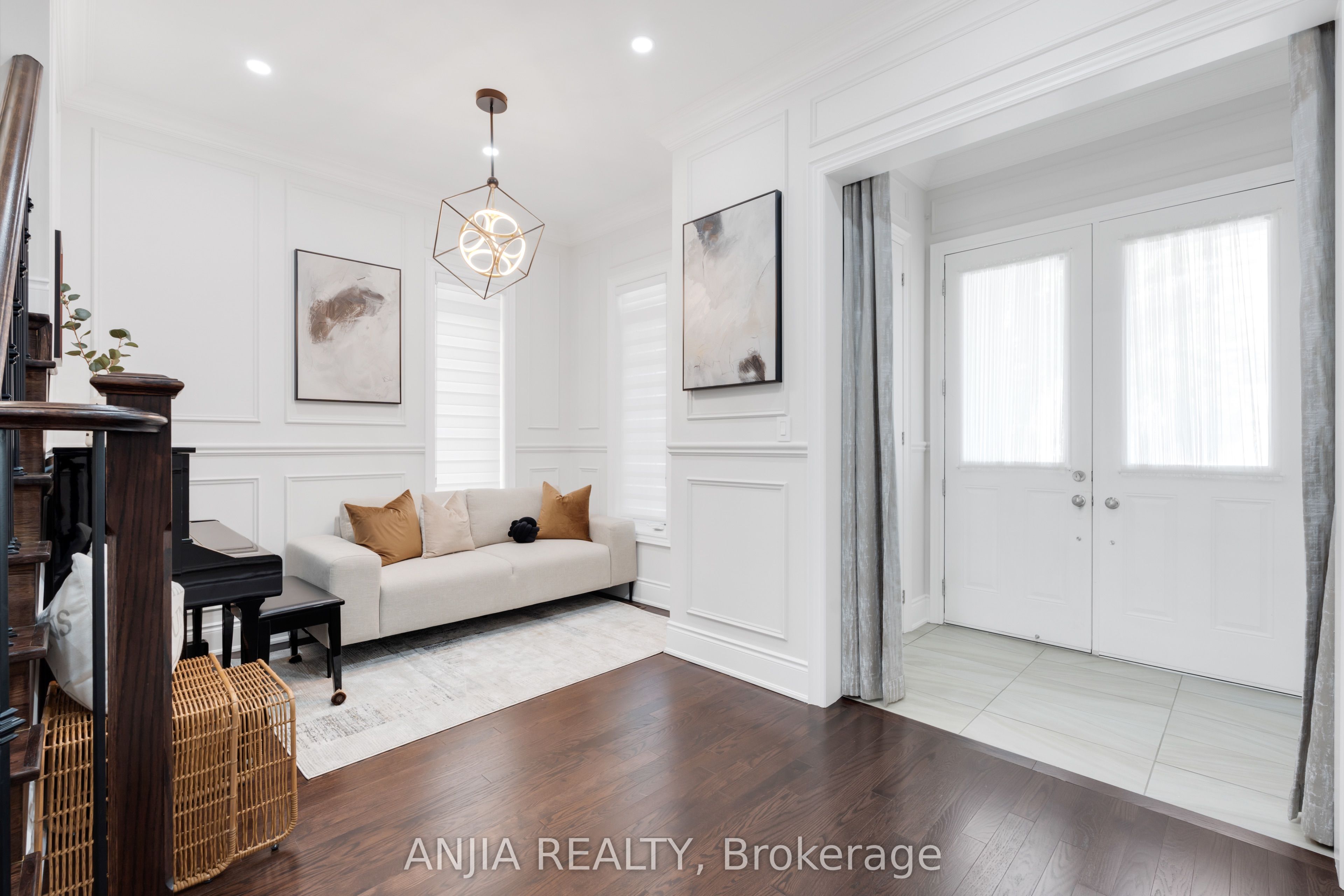 9 Mario Avenue Property Photo 2