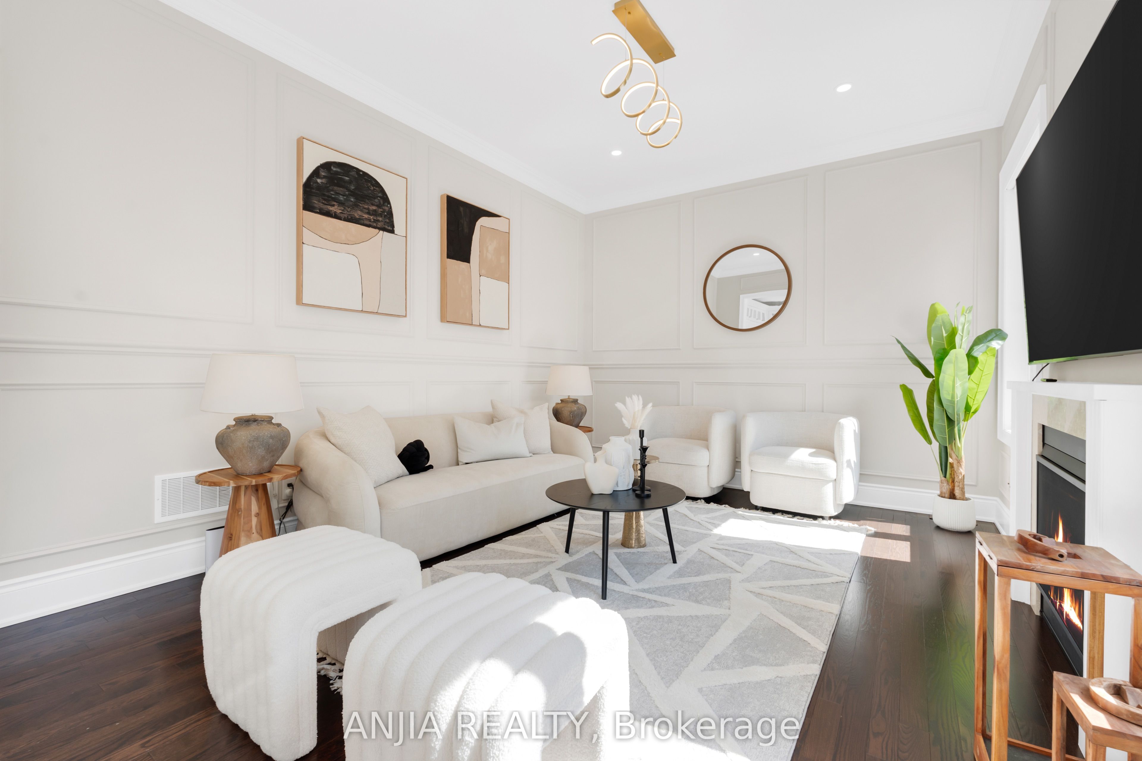9 Mario Avenue Property Photo 15